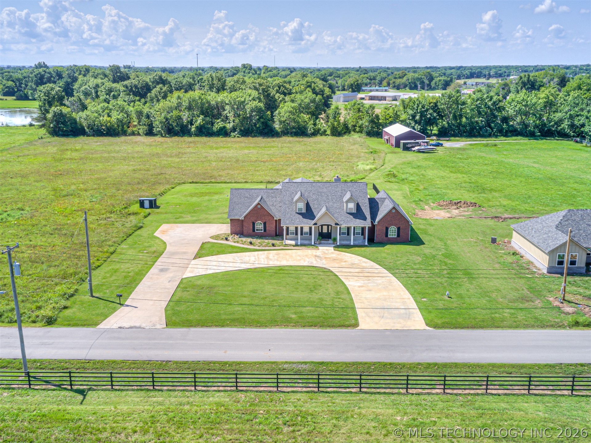 420 NW 5th Pryor OK 74361