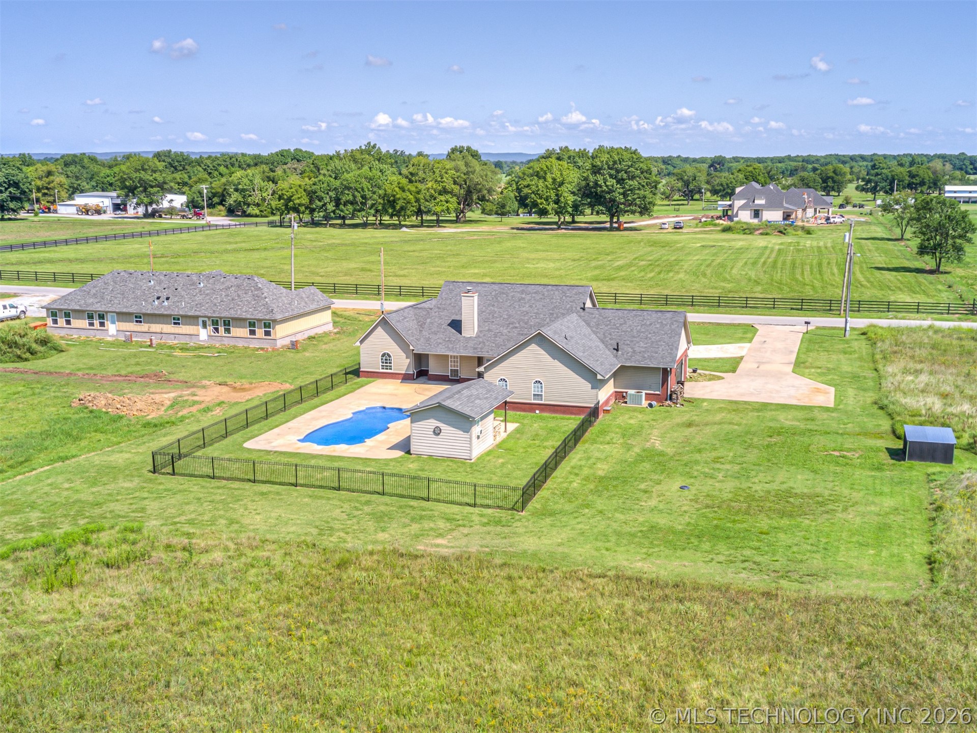 420 NW 5th Pryor OK 74361