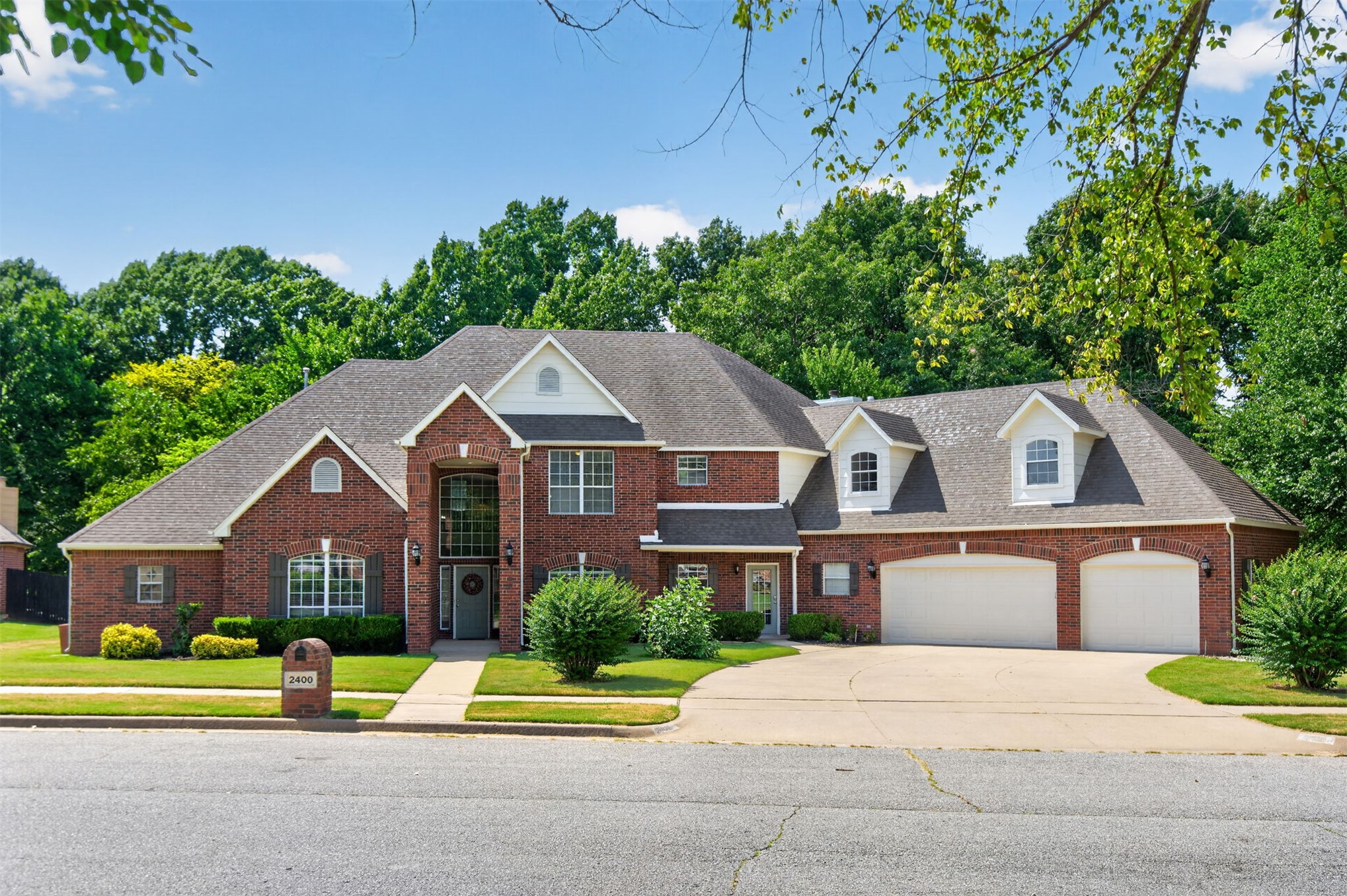 2400 S Willow Avenue Broken Arrow OK 74012