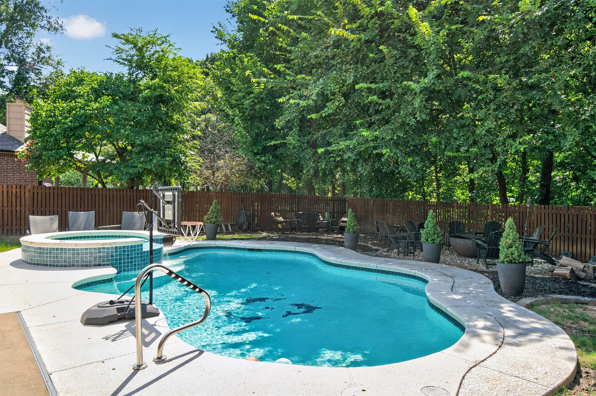 2400 S Willow Avenue Broken Arrow OK 74012