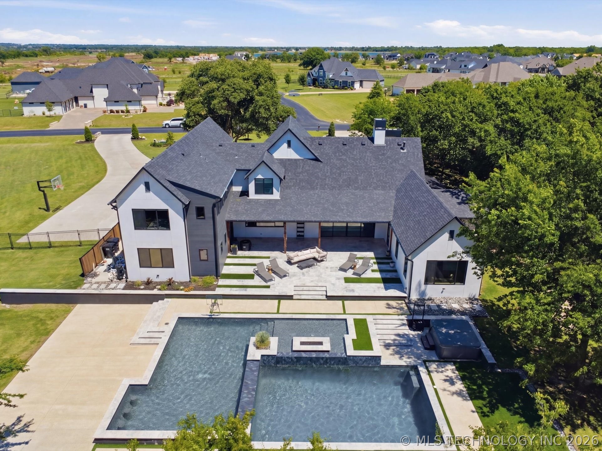 17120 E Sunset Ridge Owasso OK 74055