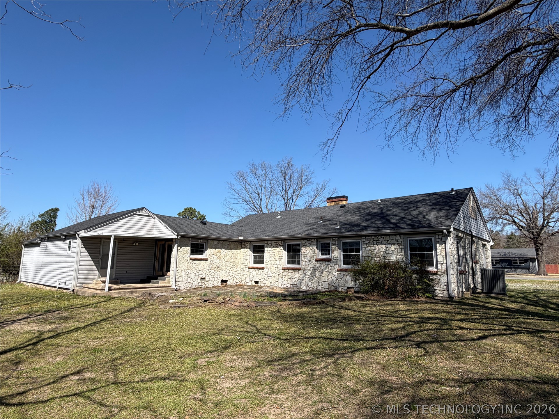408 W Blair Avenue Wilburton OK 74578