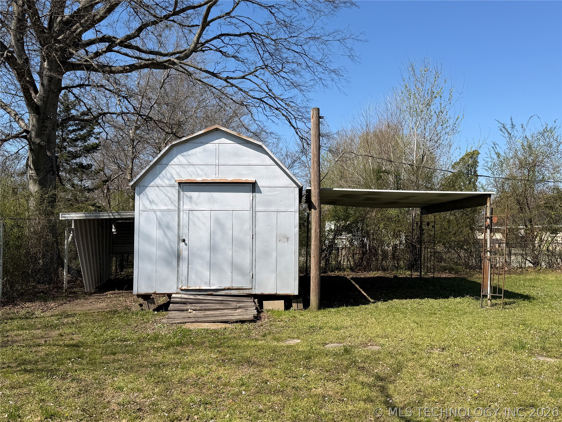 408 W Blair Avenue Wilburton OK 74578