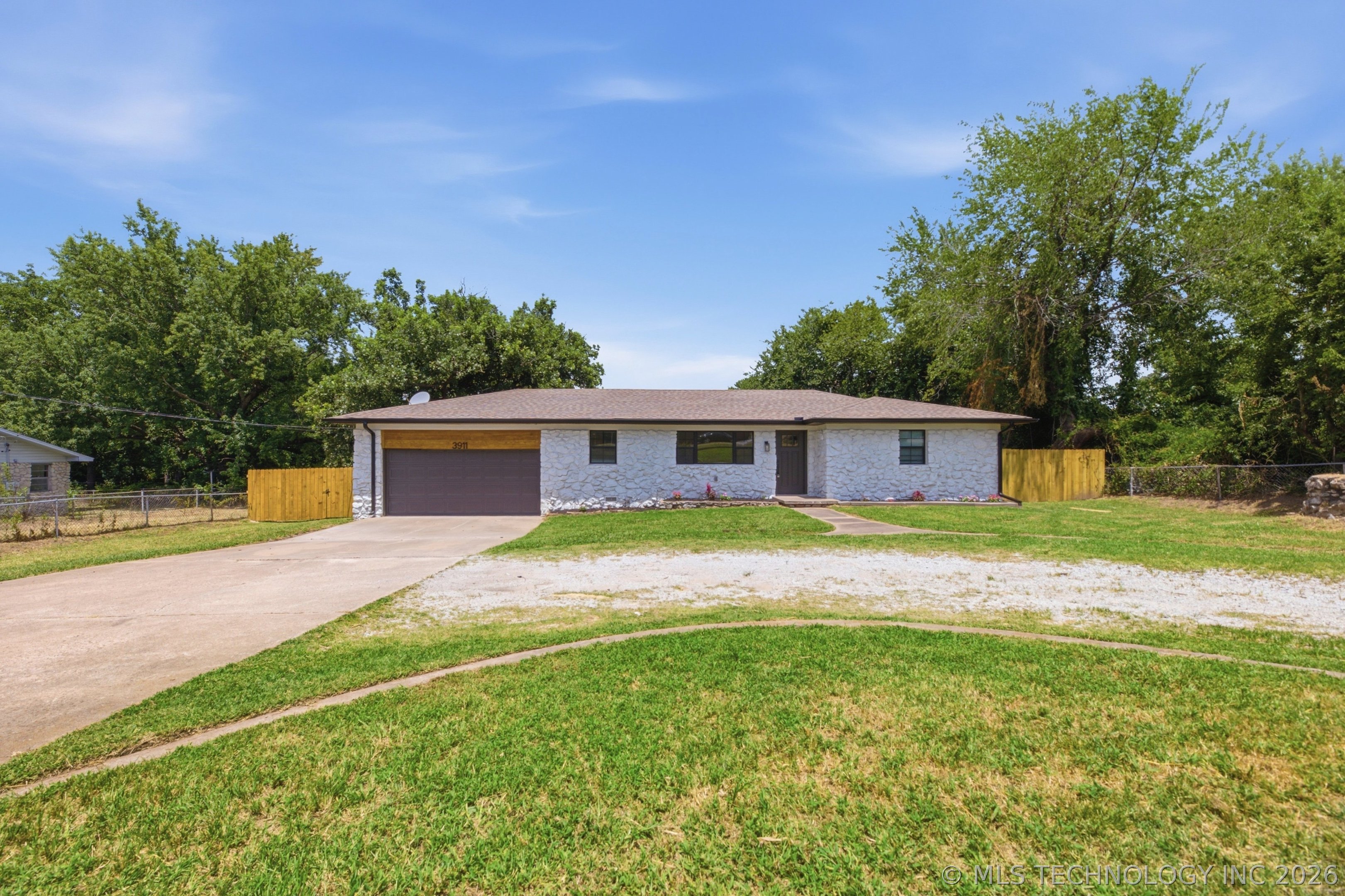 3911 W 61st Street S Tulsa OK 74132