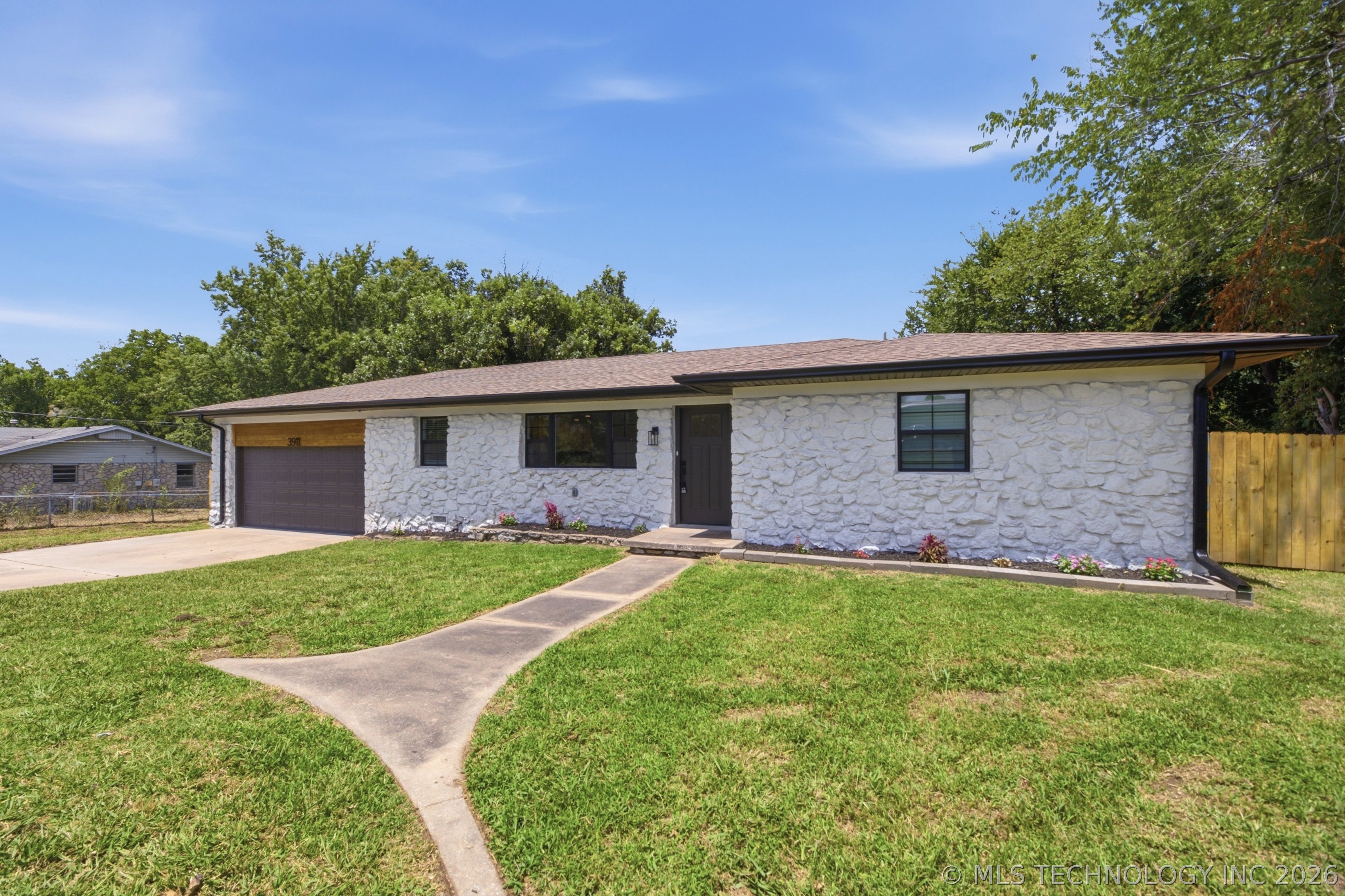 3911 W 61st Street S Tulsa OK 74132