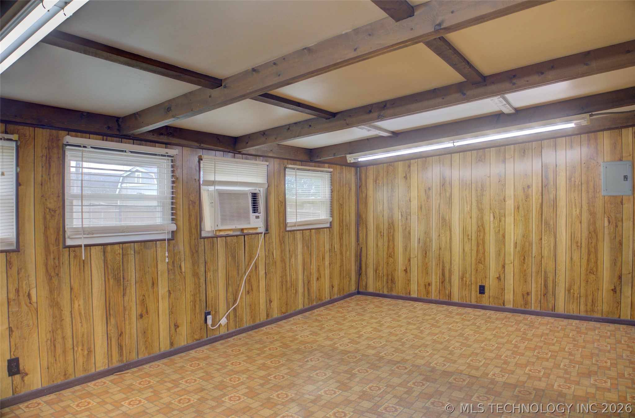 7122 E Easton Place Tulsa OK 74115