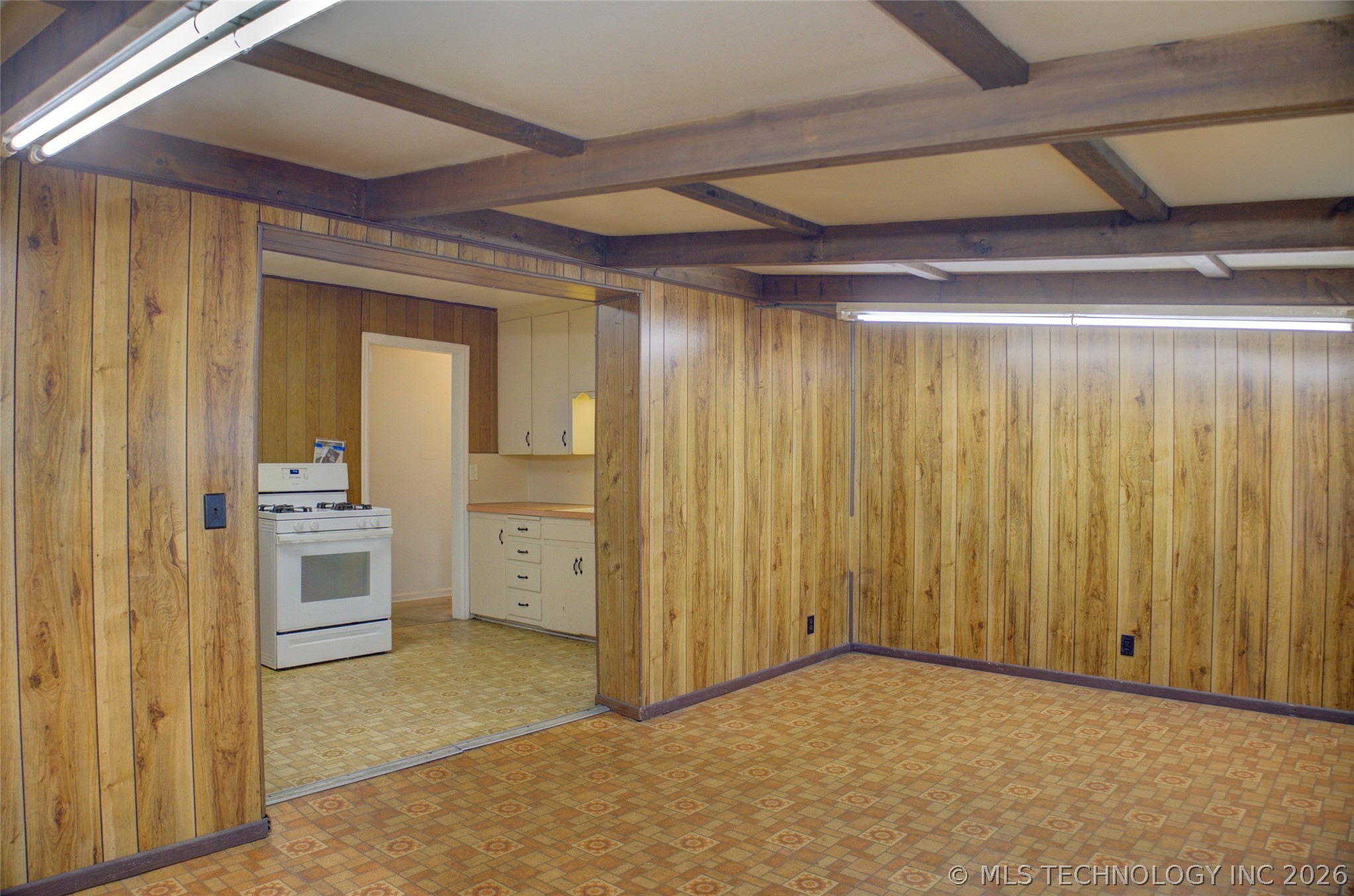 7122 E Easton Place Tulsa OK 74115