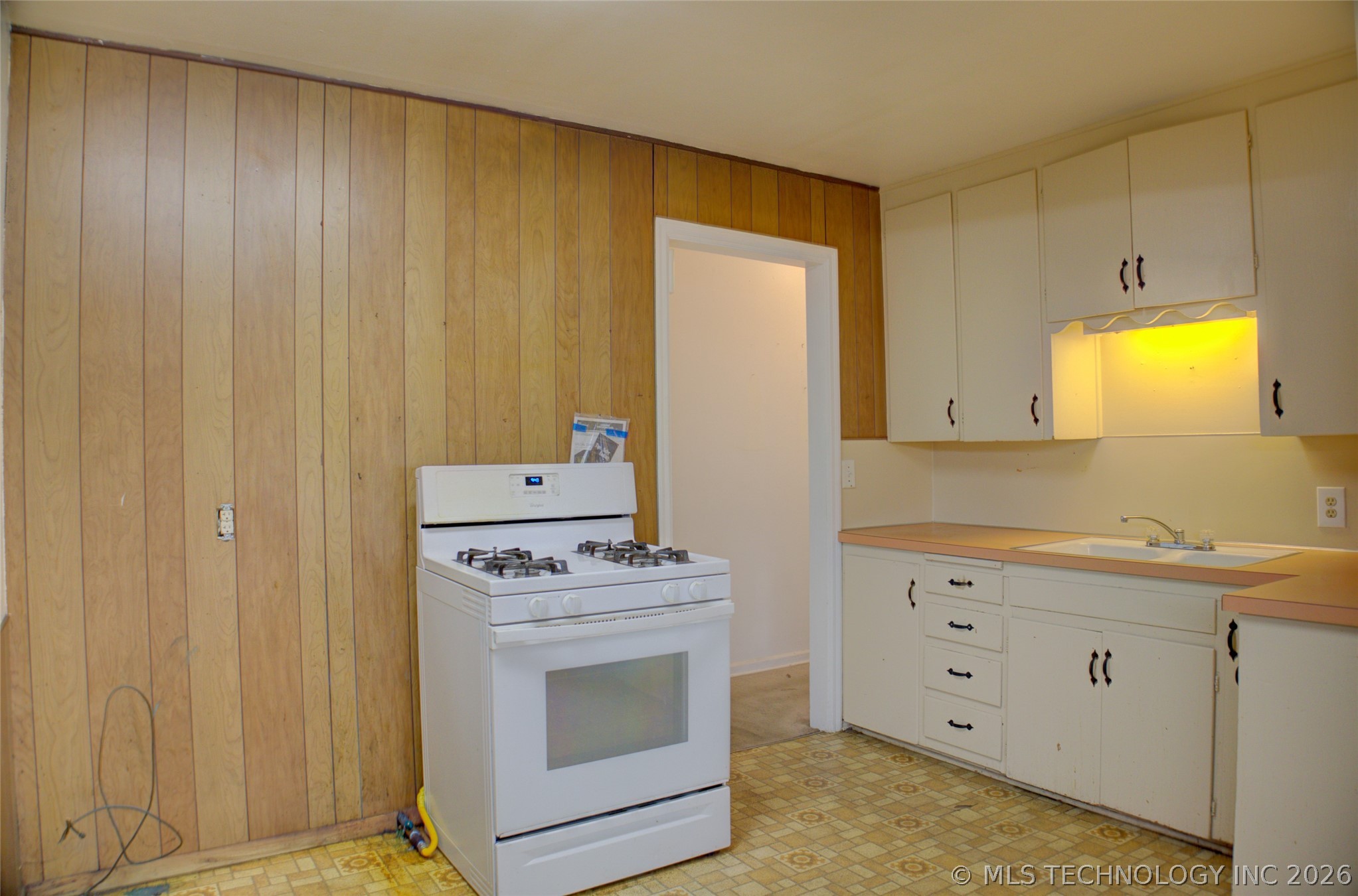 7122 E Easton Place Tulsa OK 74115