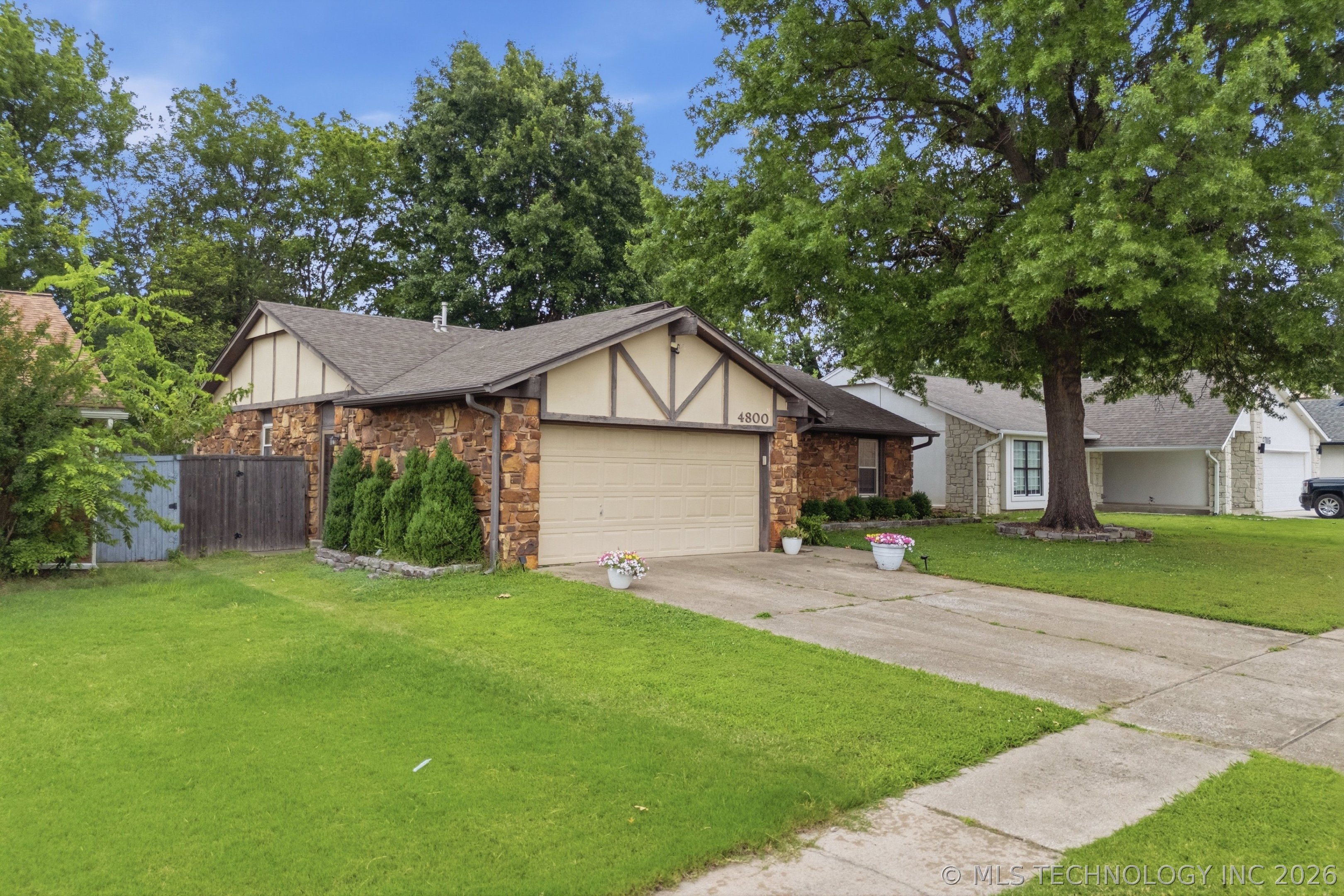 4800 W Uniontown Street Broken Arrow OK 74012