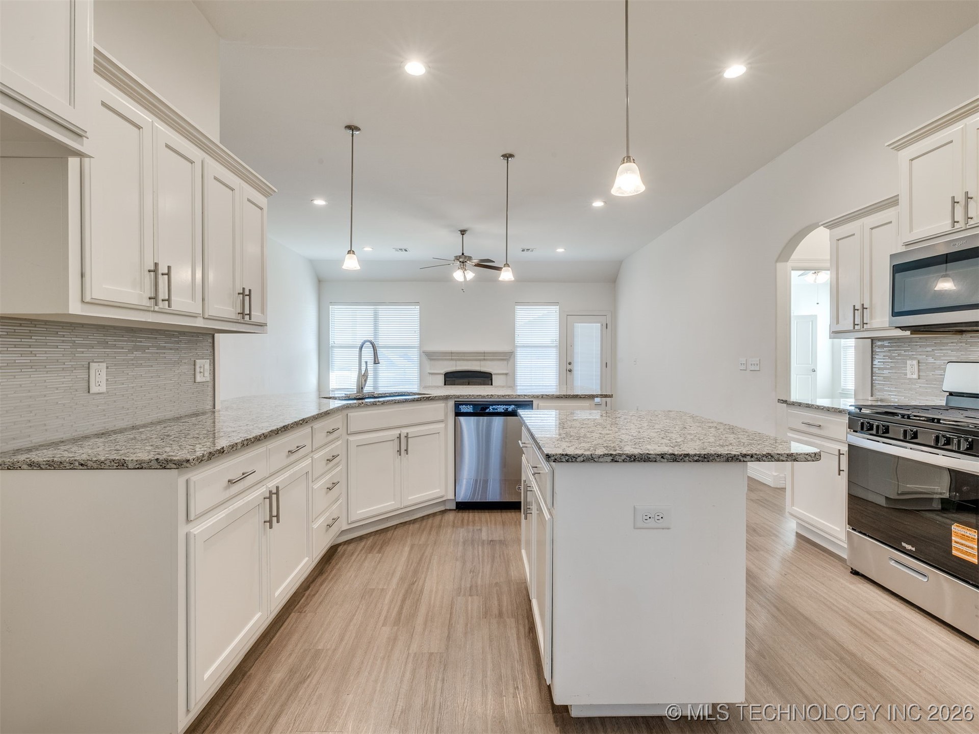7315 E Oak Ridge Street Broken Arrow OK 74014