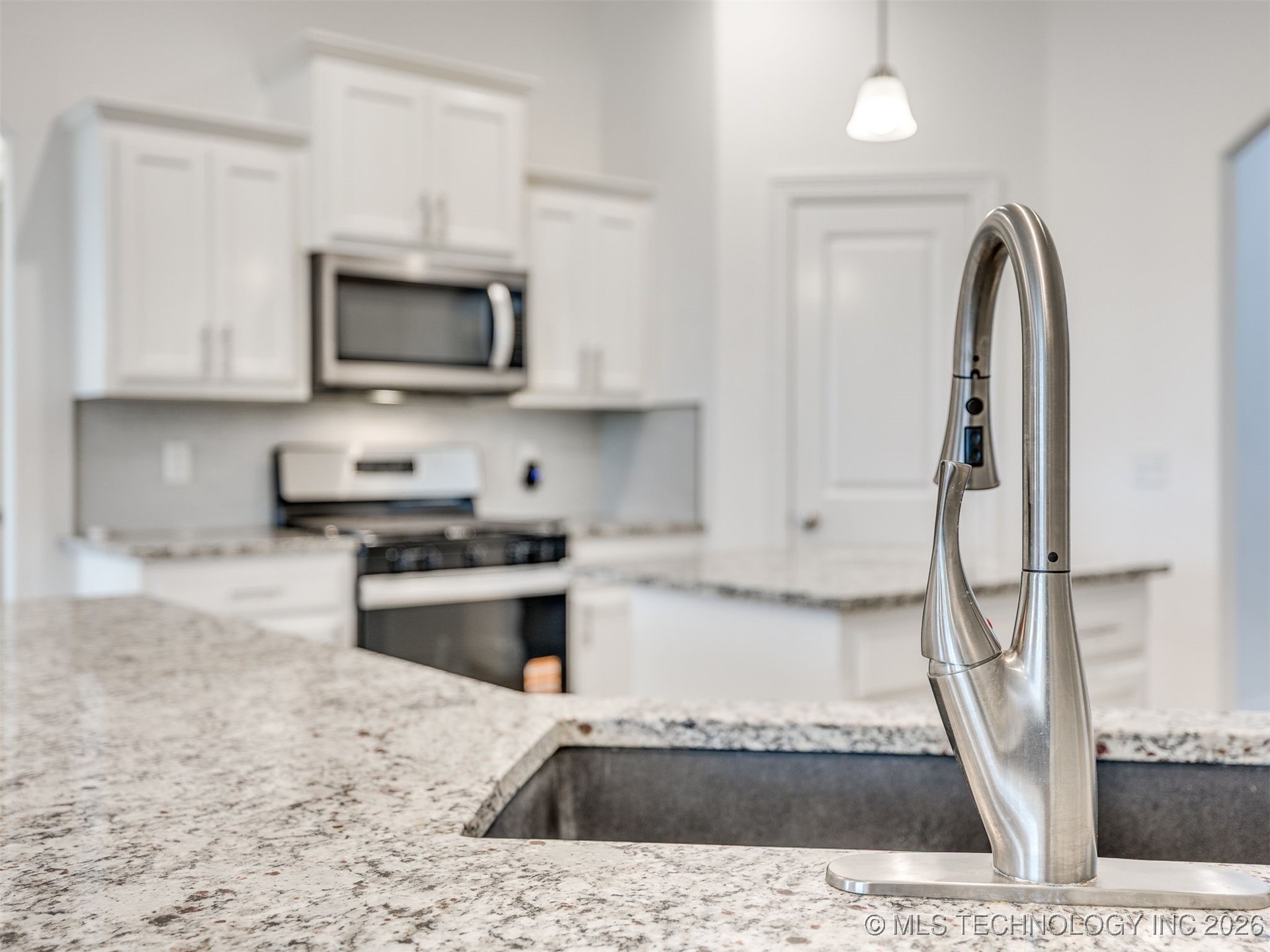 7315 E Oak Ridge Street Broken Arrow OK 74014