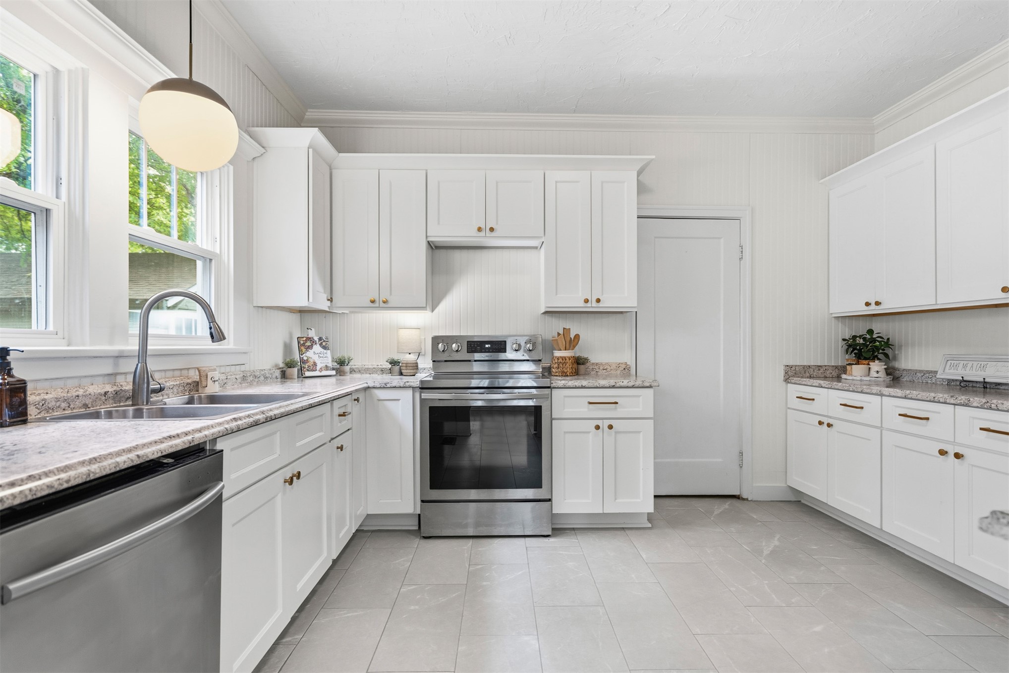 811 3rd SW Ardmore OK 73401