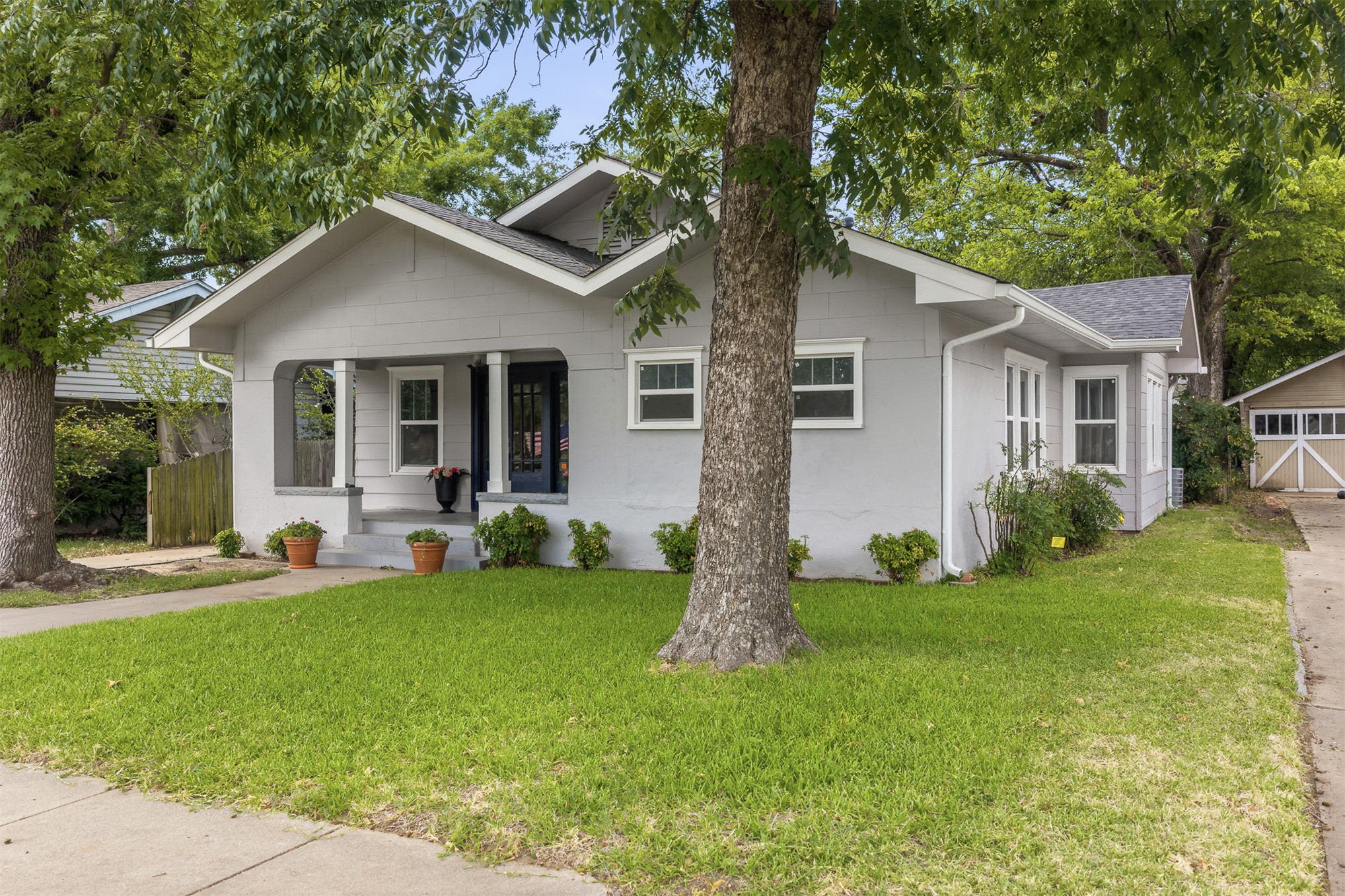 811 3rd SW Ardmore OK 73401