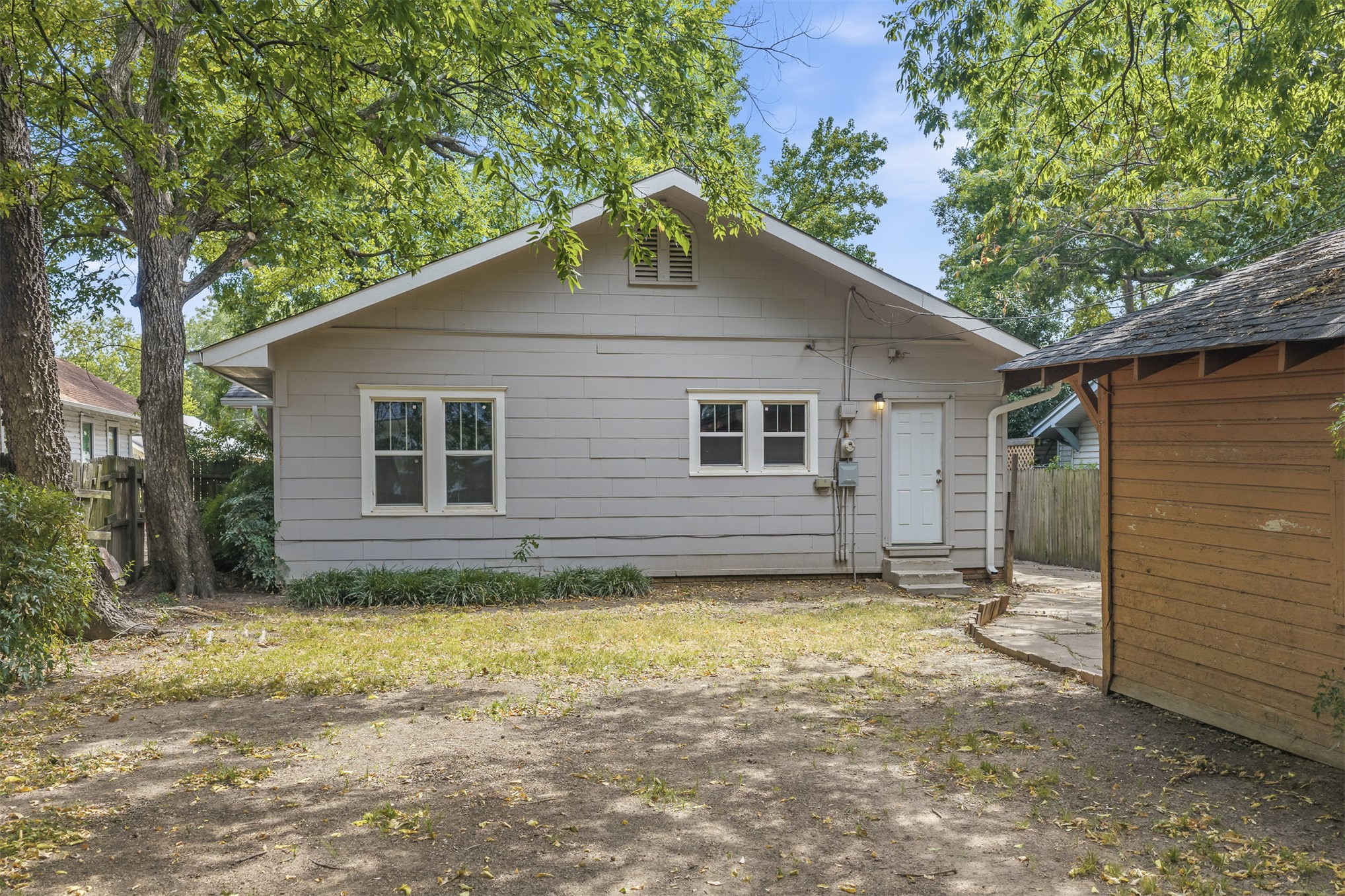 811 3rd SW Ardmore OK 73401