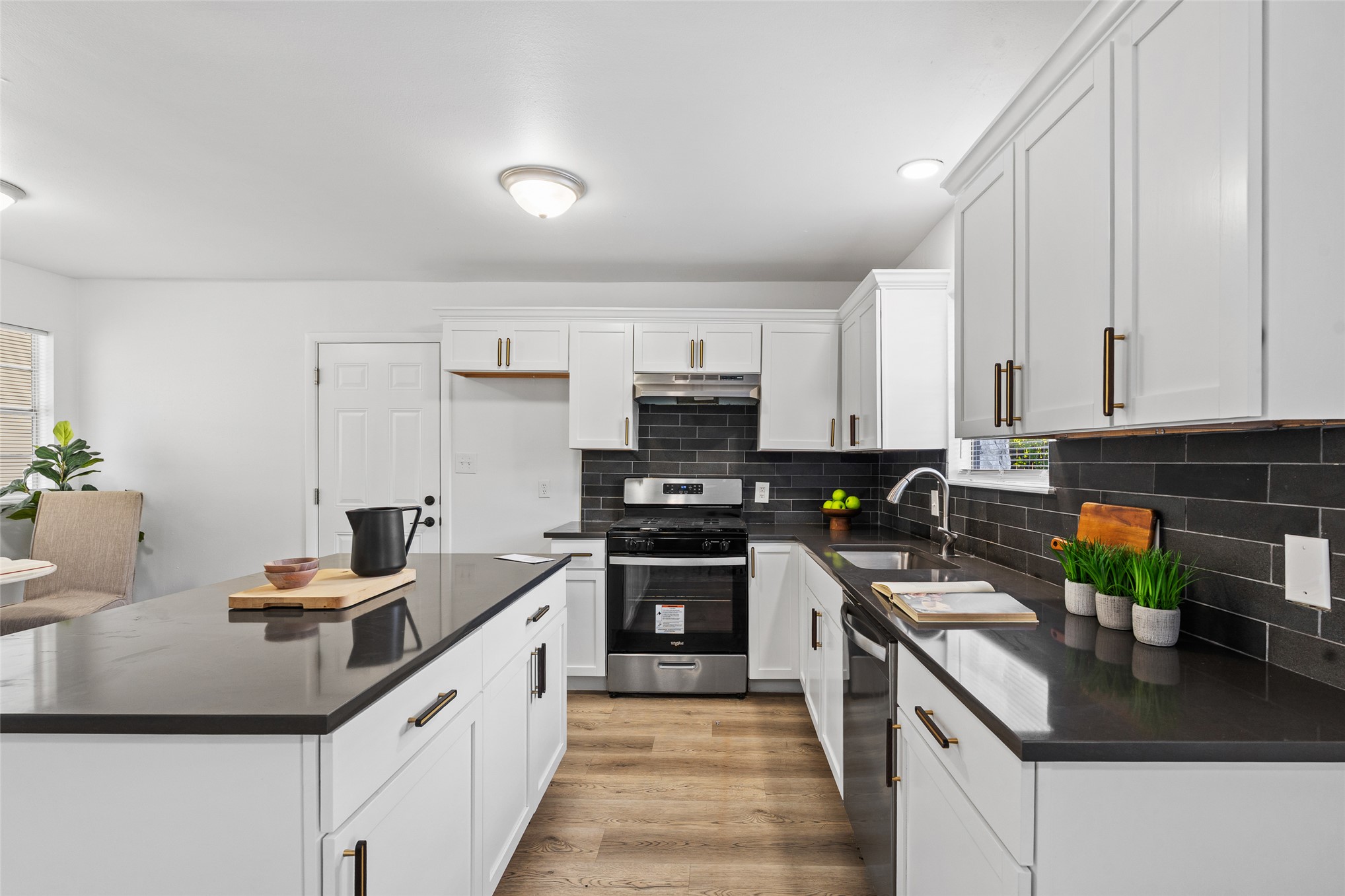 1017 N Hickory Place Broken Arrow OK 74012