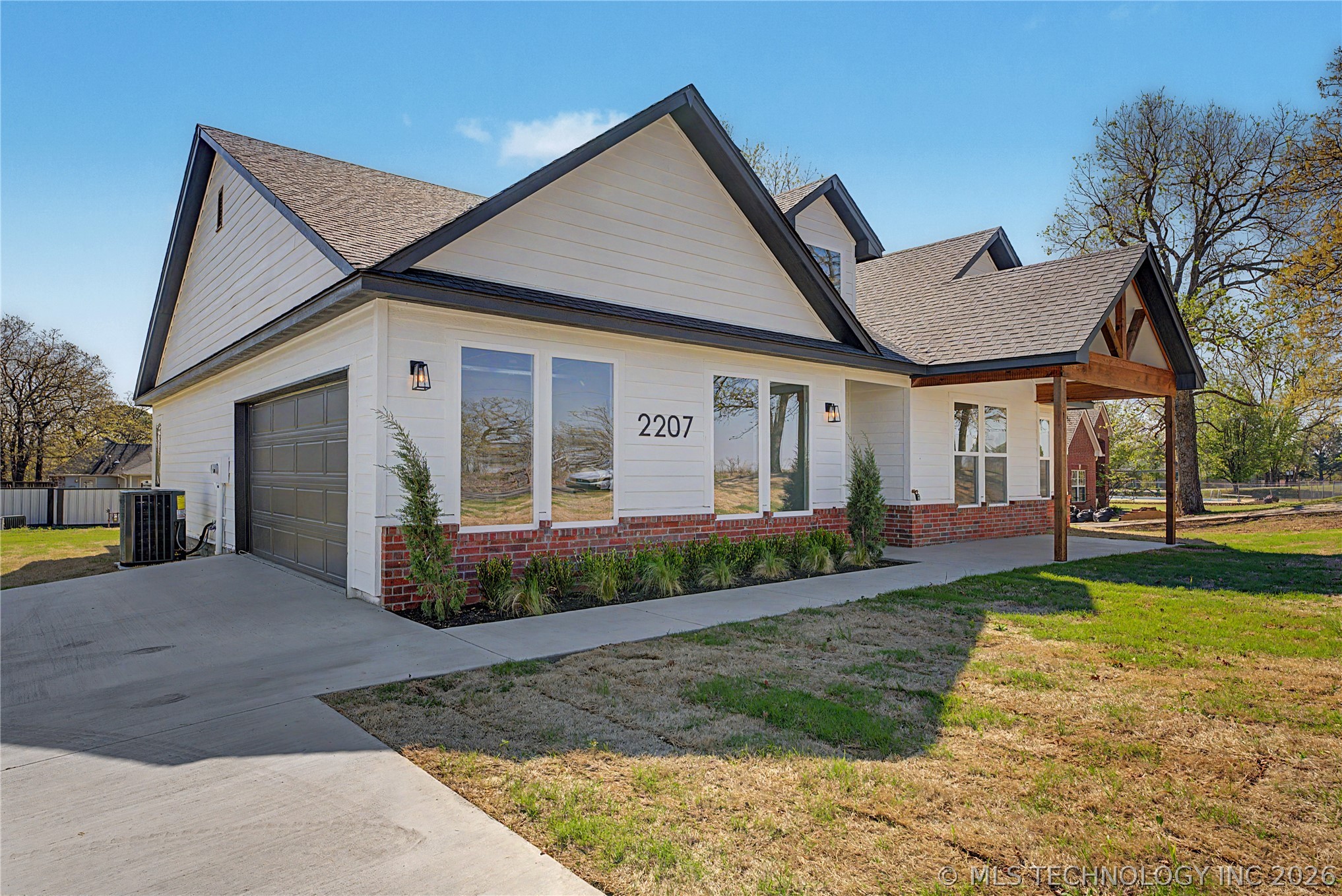 2207 Airport Road Cleveland OK 74020