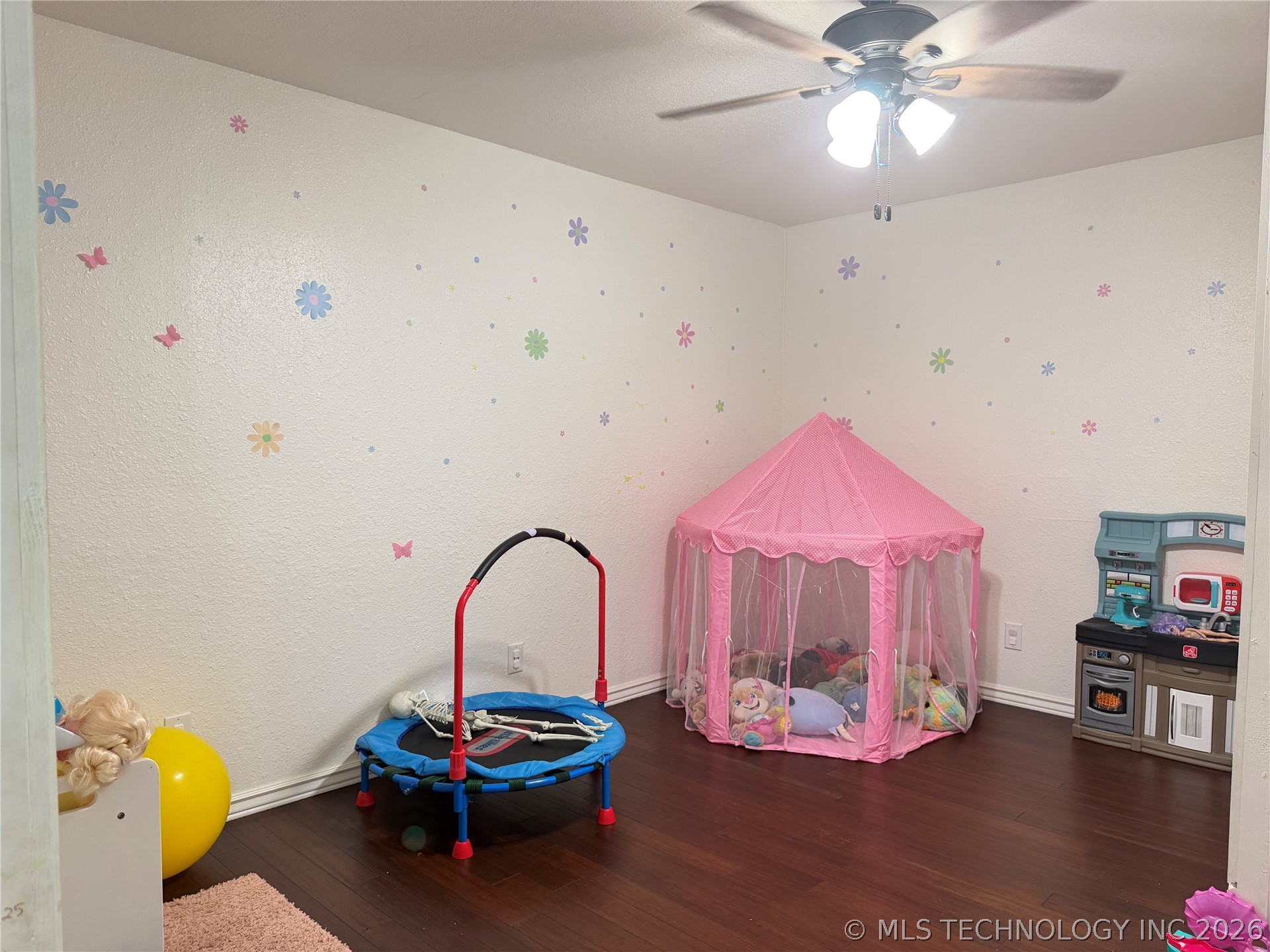 102 N 3rd Street Hartshorne OK 74547