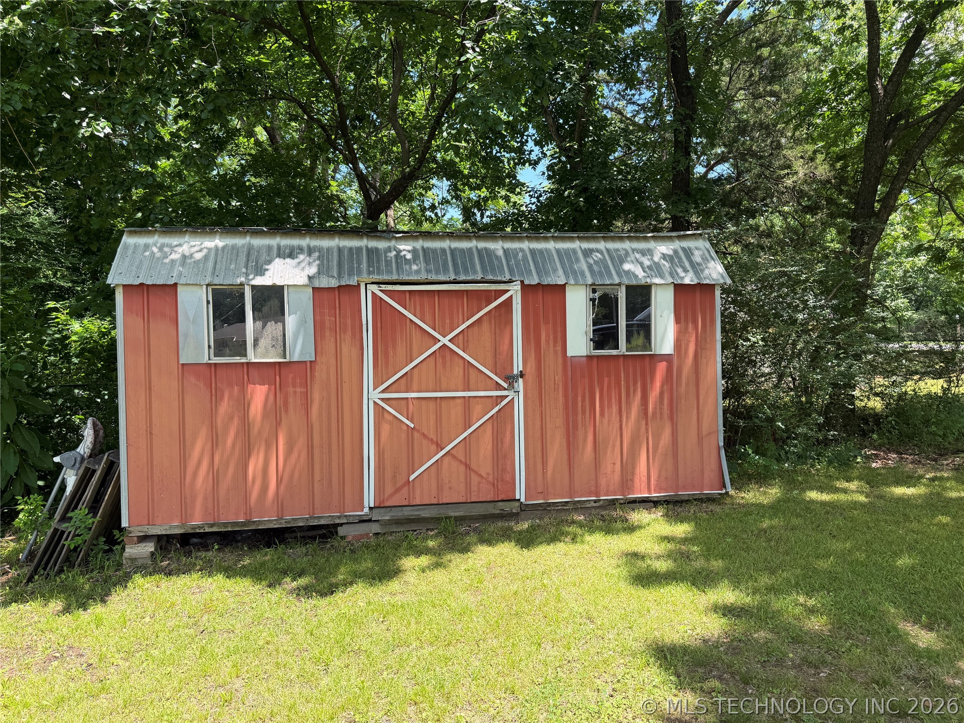 102 N 3rd Street Hartshorne OK 74547