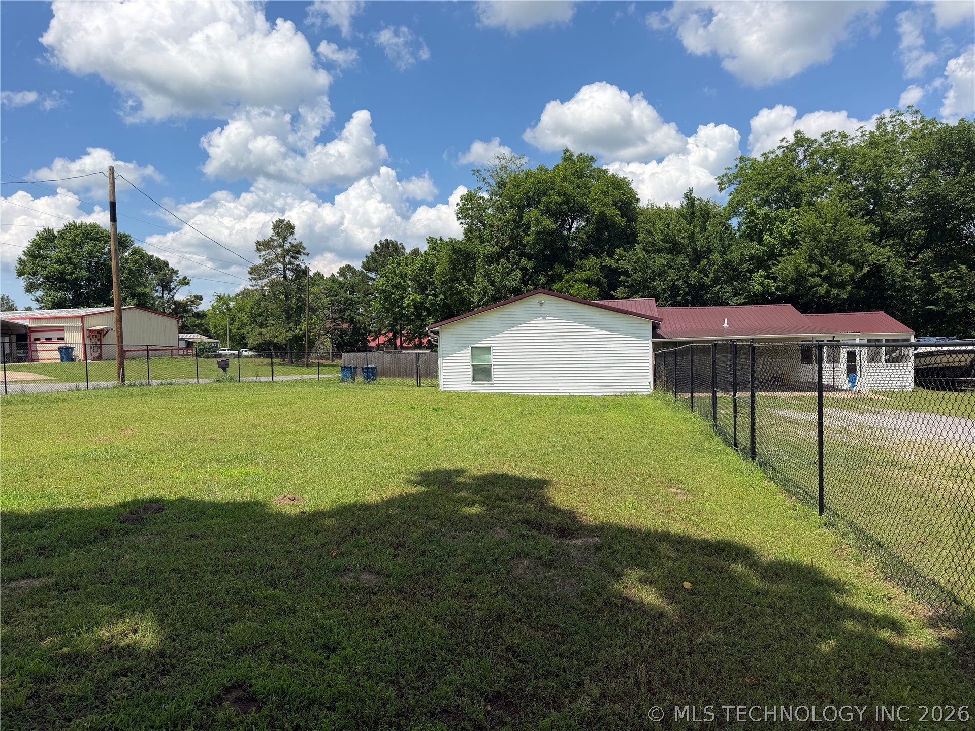 102 N 3rd Street Hartshorne OK 74547