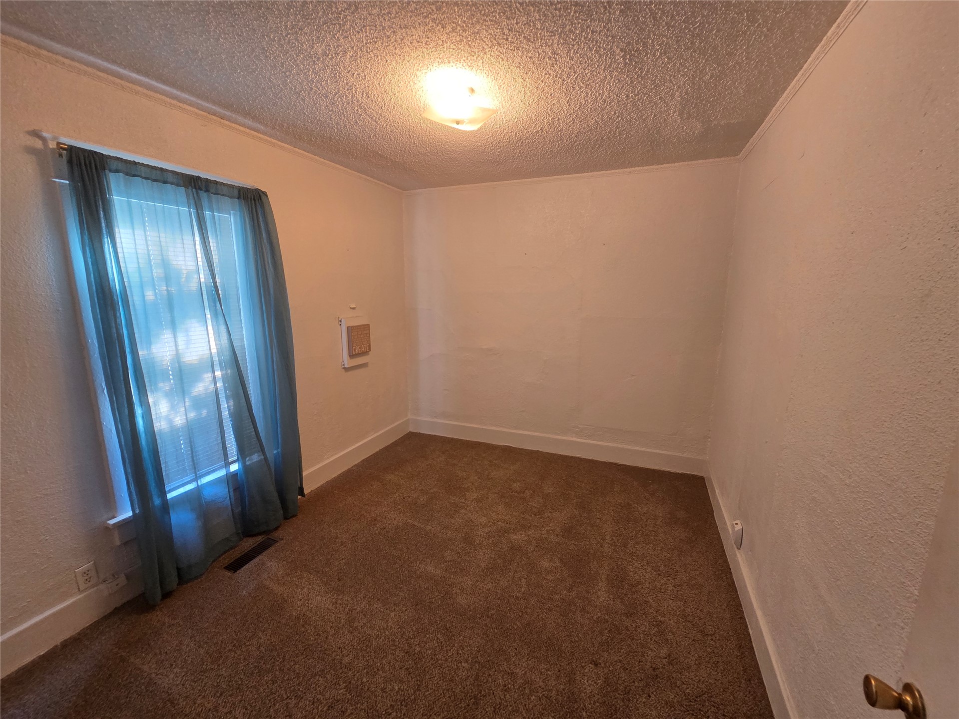1204 E Lincoln Avenue Sapulpa OK 74066