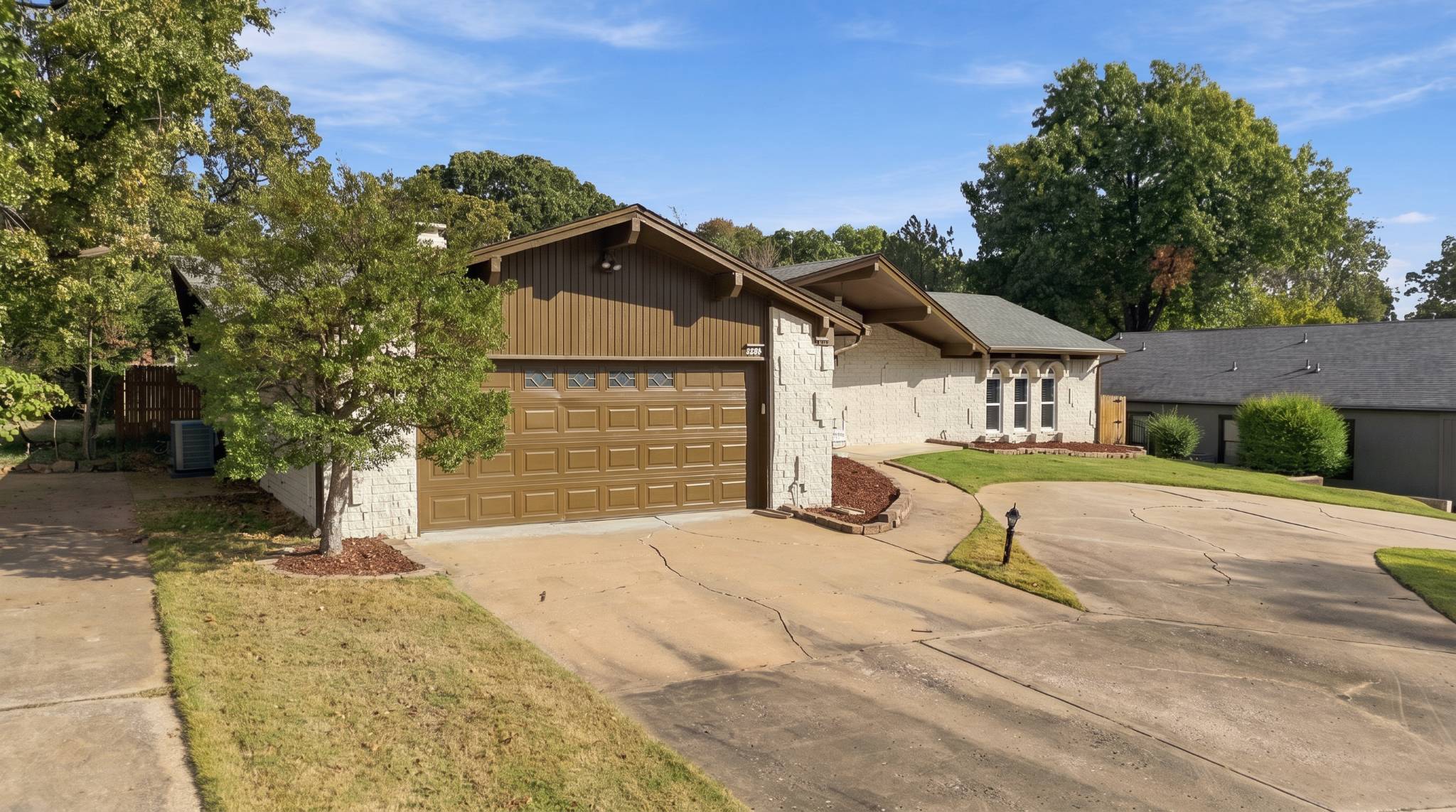 2927 E 75th Street Tulsa OK 74136