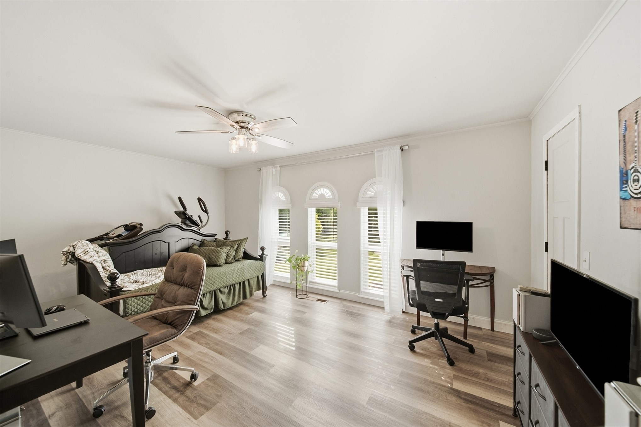 2927 E 75th Street Tulsa OK 74136