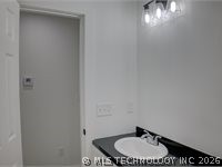 6844 E King Place Tulsa OK 74115