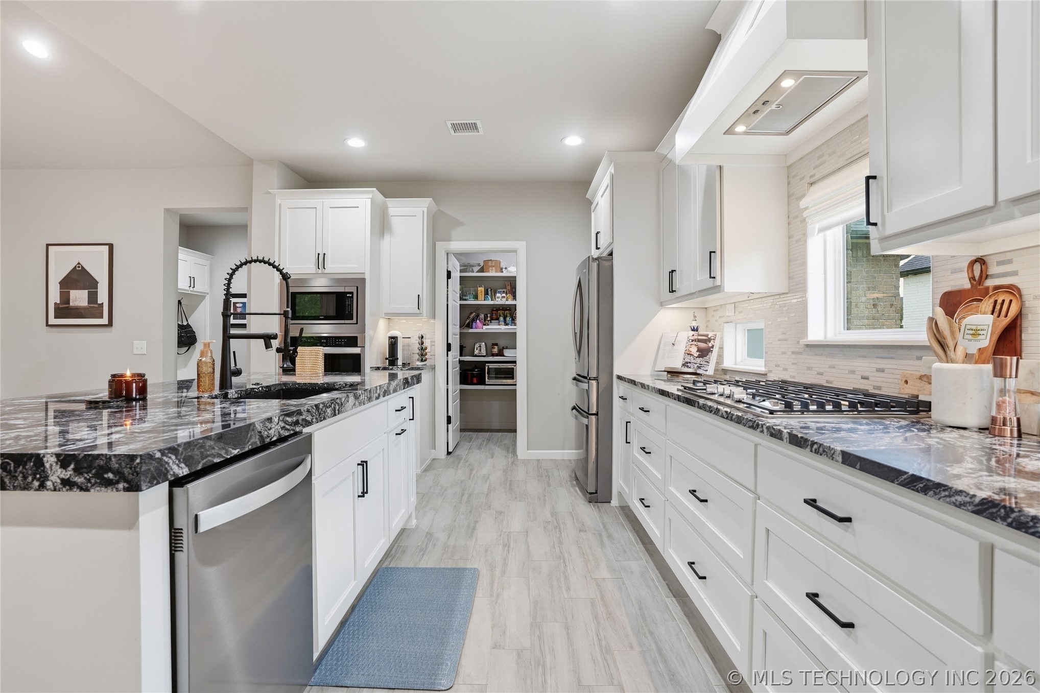 2414 W Union Place Collinsville OK 74021