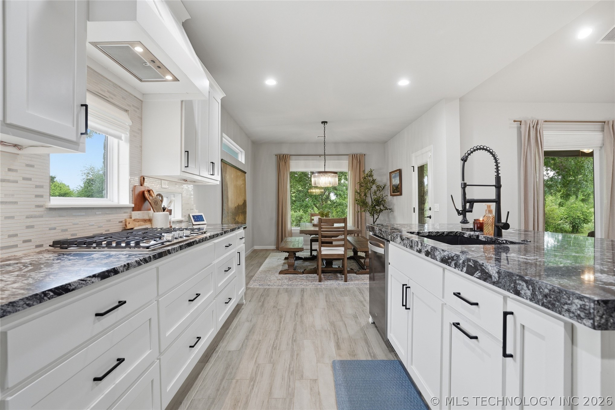 2414 W Union Place Collinsville OK 74021