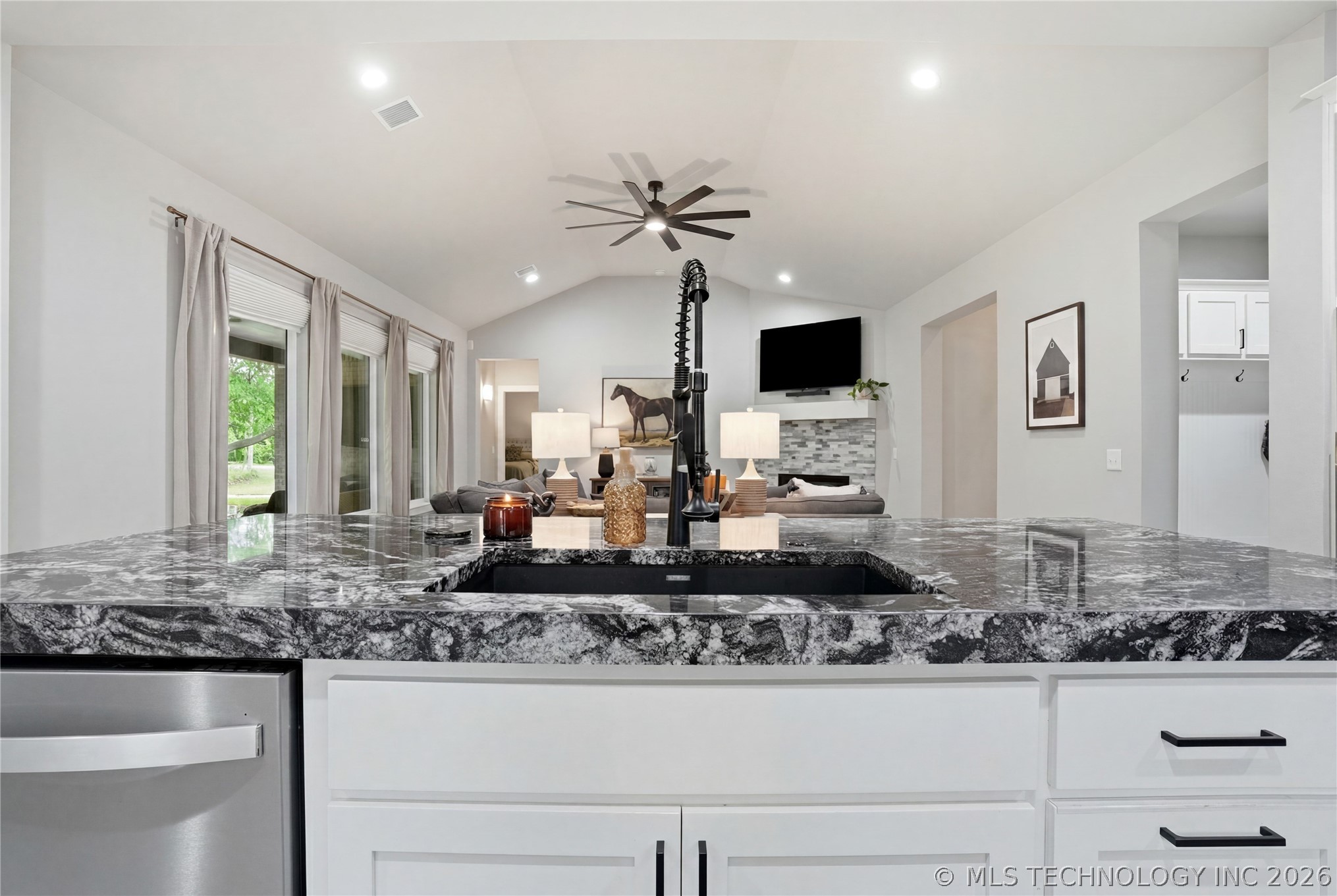 2414 W Union Place Collinsville OK 74021