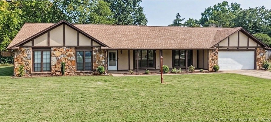 602 S Powell Avenue Wagoner OK 74467