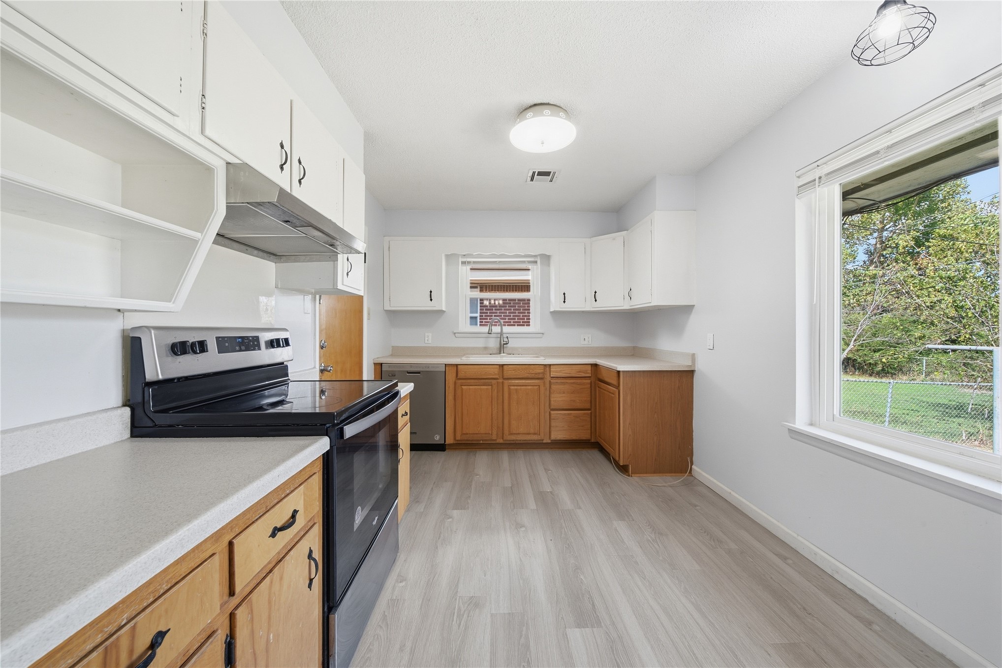 354 SE Wilshire Avenue Bartlesville OK 74006