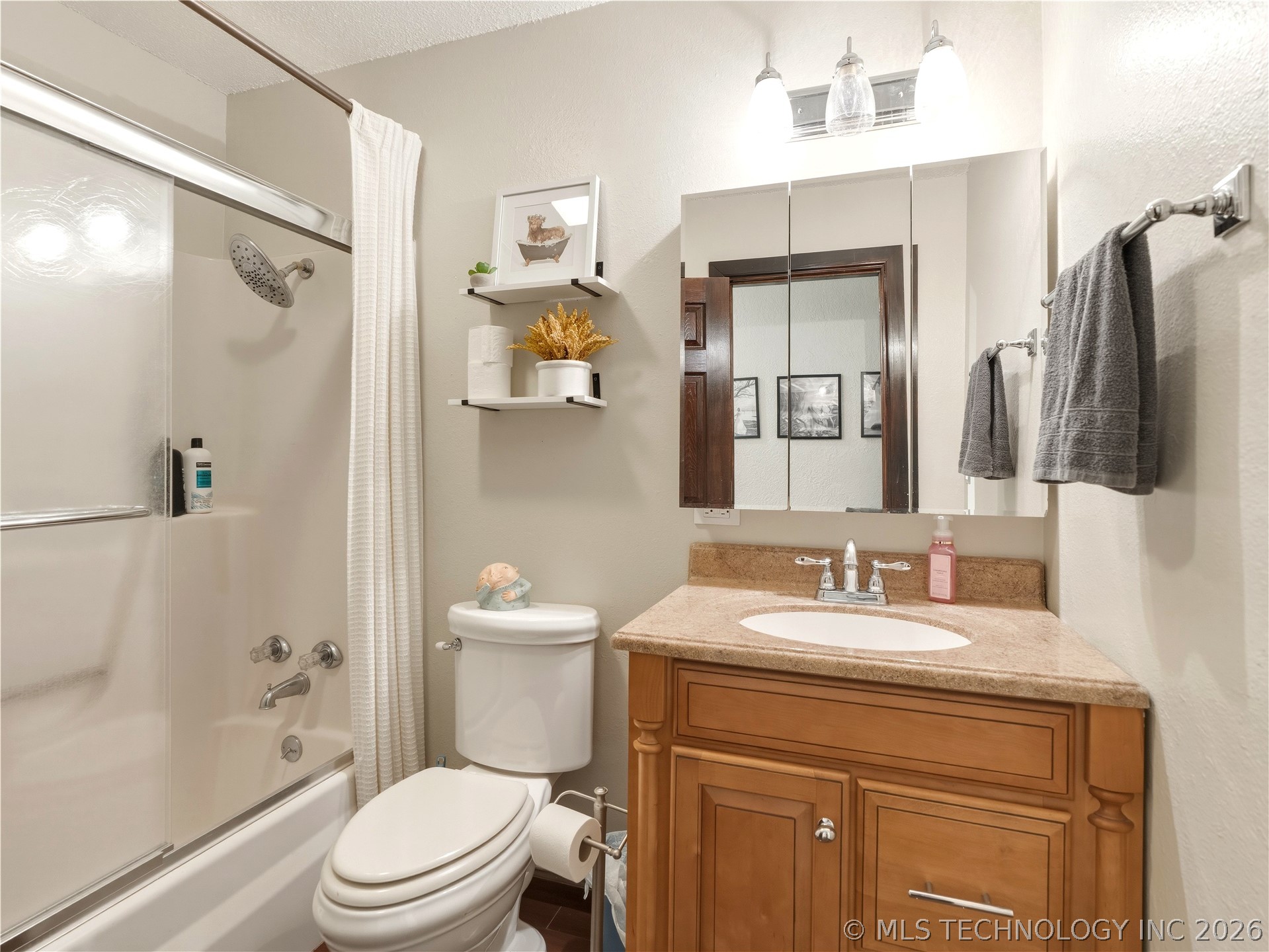 120 Oakwood Ada OK 74820