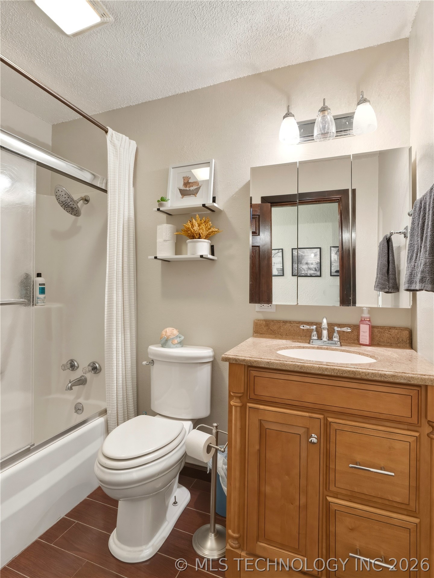 120 Oakwood Ada OK 74820