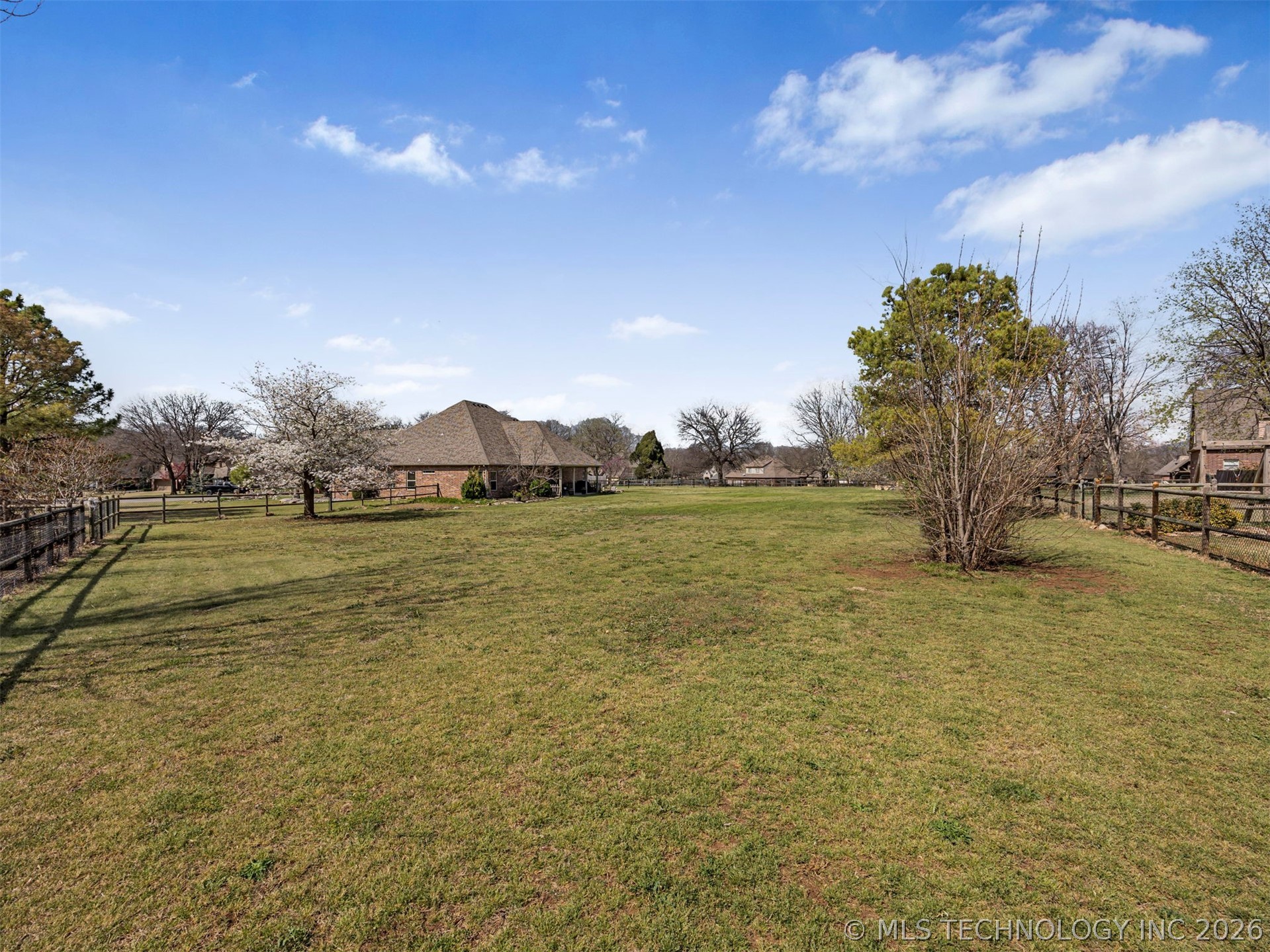 19592 E 73rd Place N Owasso OK 74055