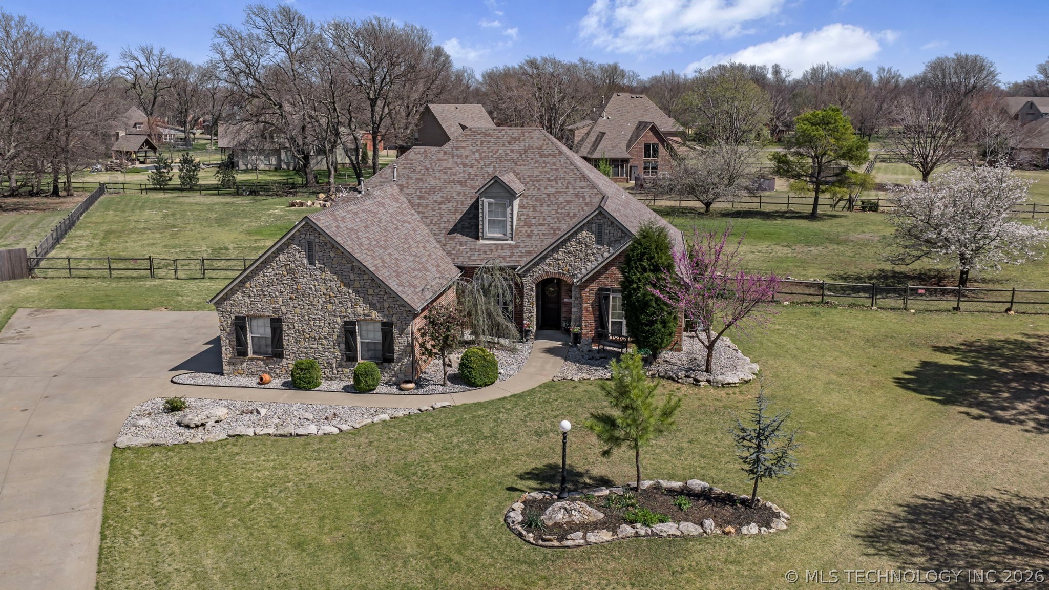19592 E 73rd Place N Owasso OK 74055