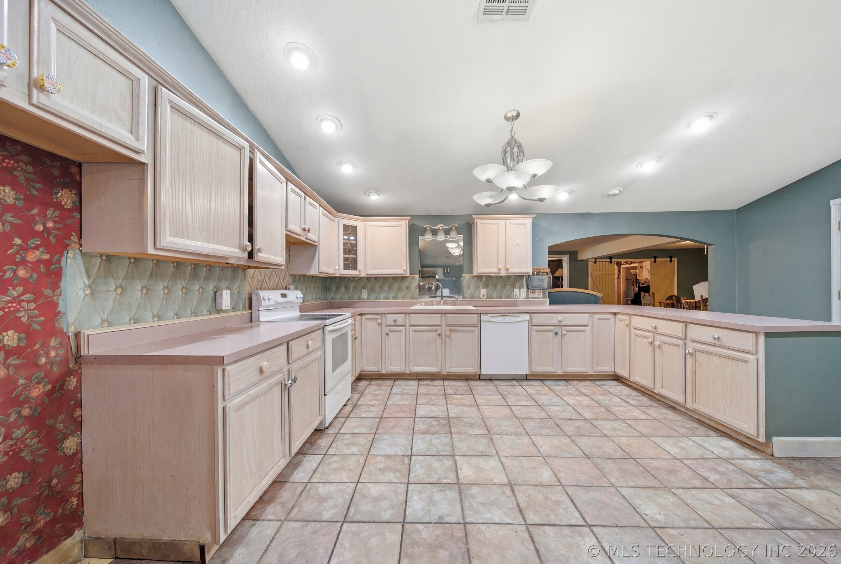 61050 E 340 Road Grove OK 74344