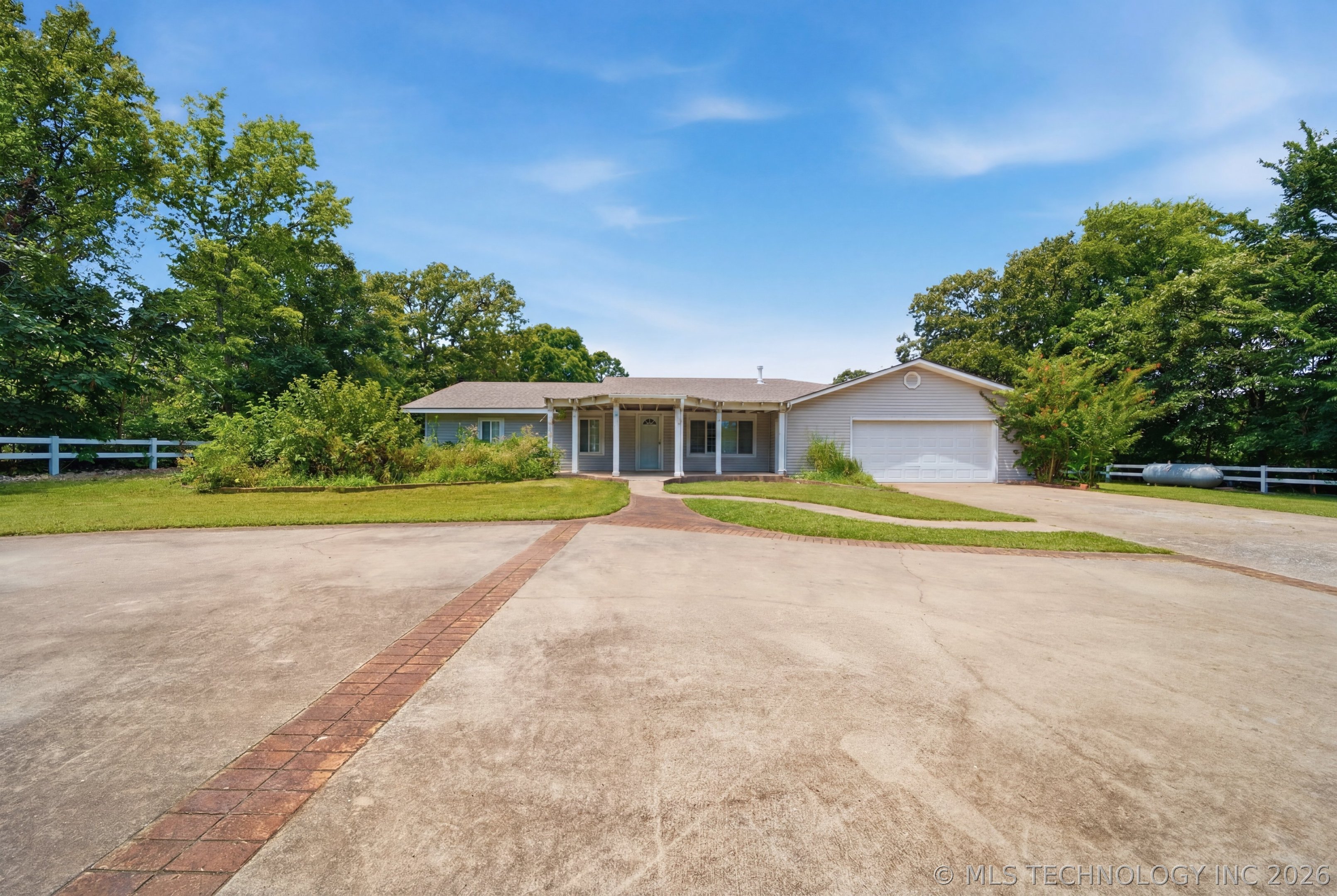 61050 E 340 Road Grove OK 74344