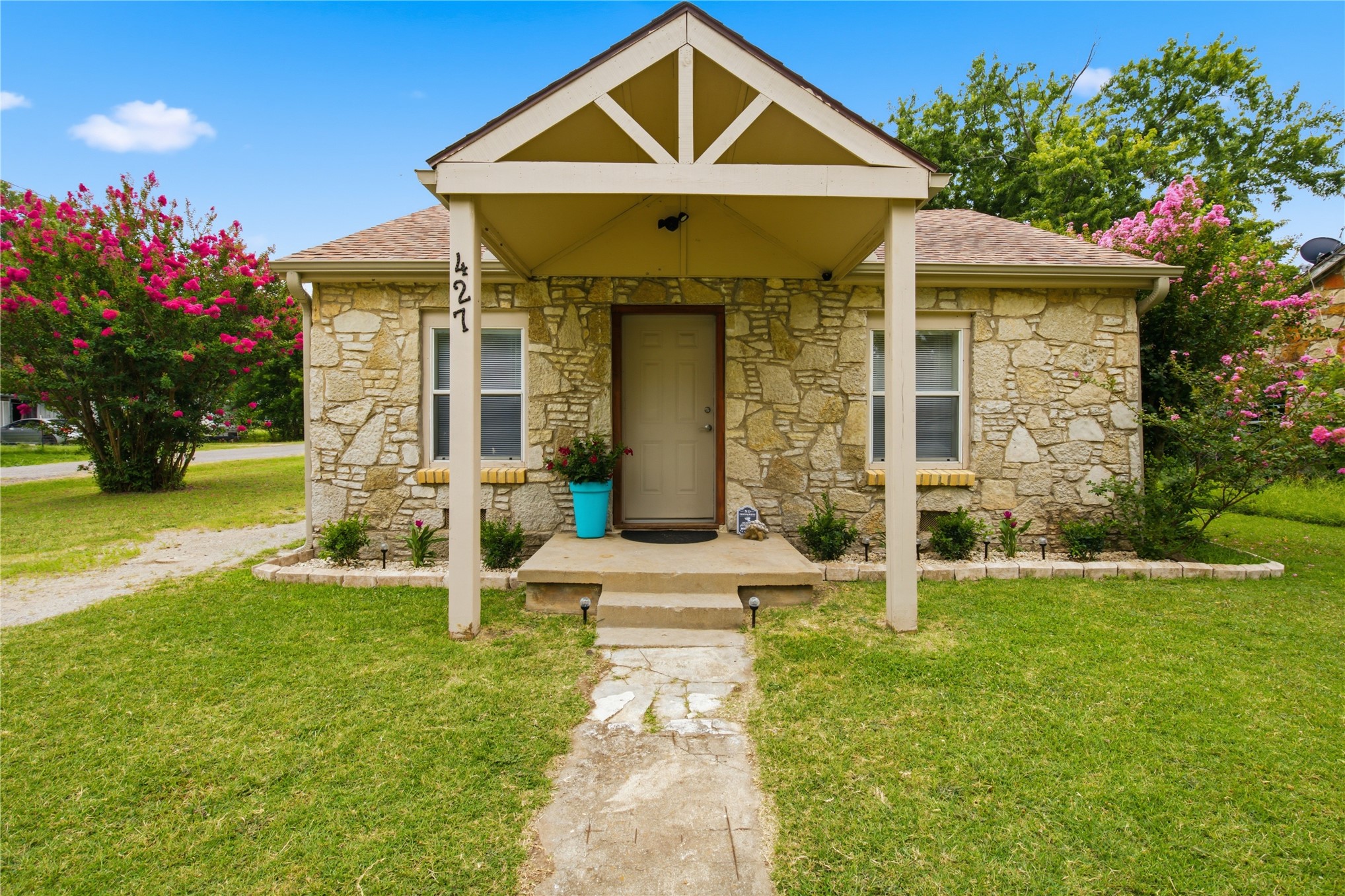 427 E Tulsa Sulphur OK 73086