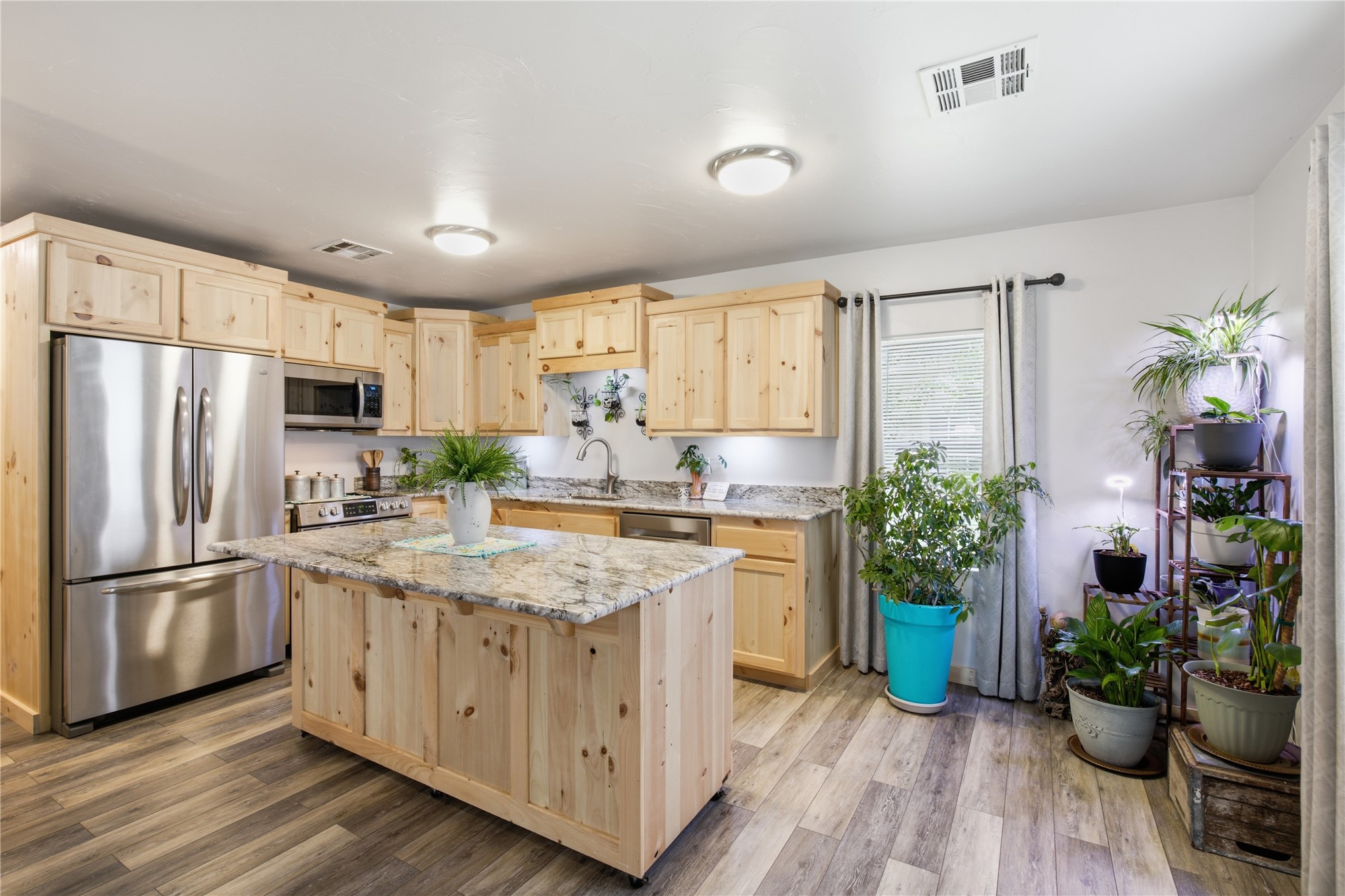 427 E Tulsa Sulphur OK 73086