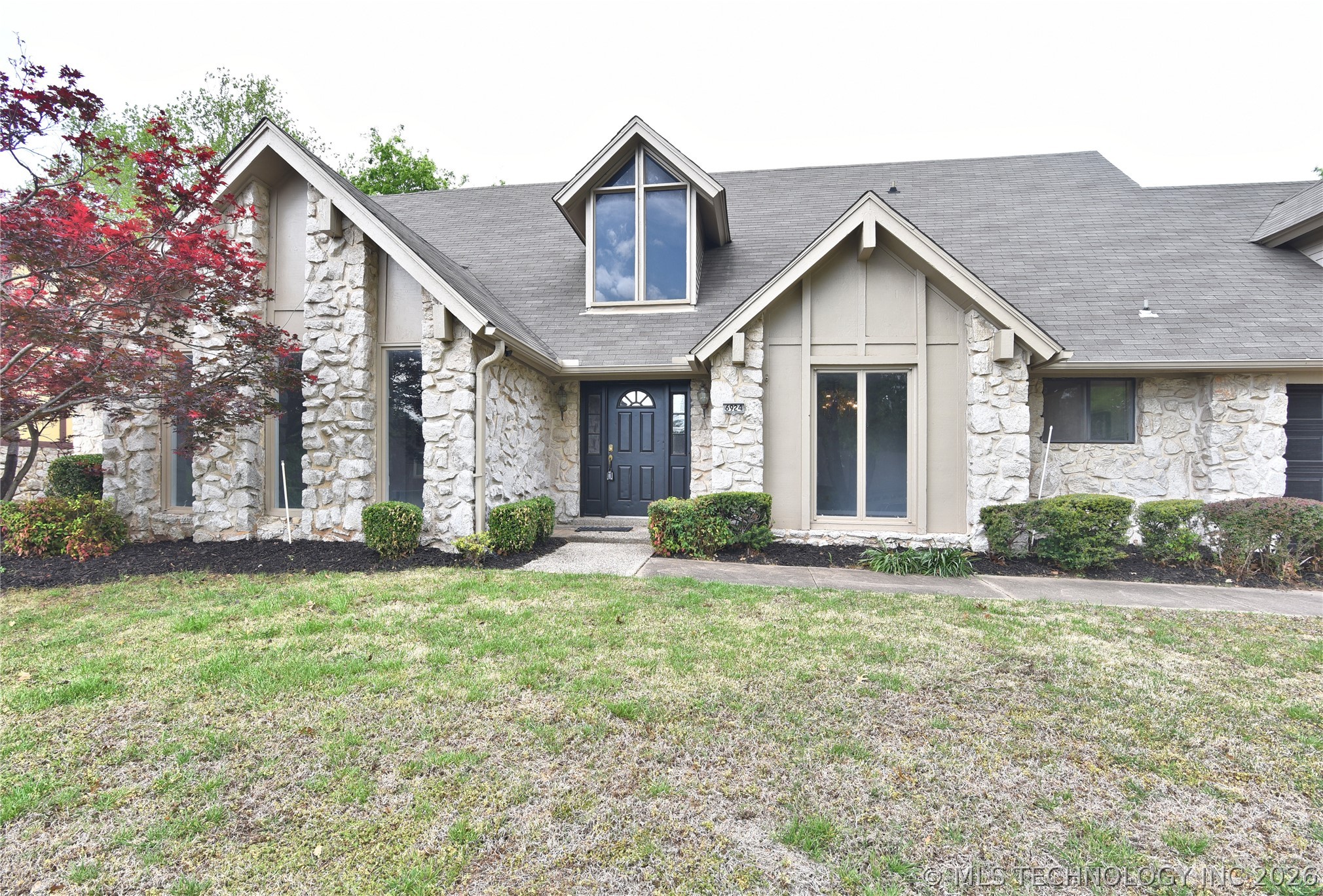 6924 S Knoxville Avenue Tulsa OK 74136