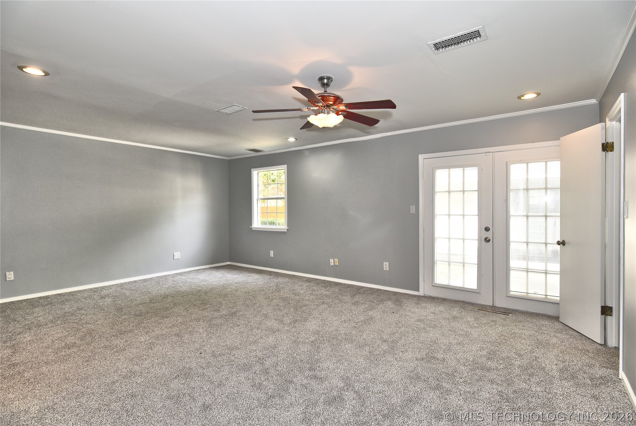 6924 S Knoxville Avenue Tulsa OK 74136