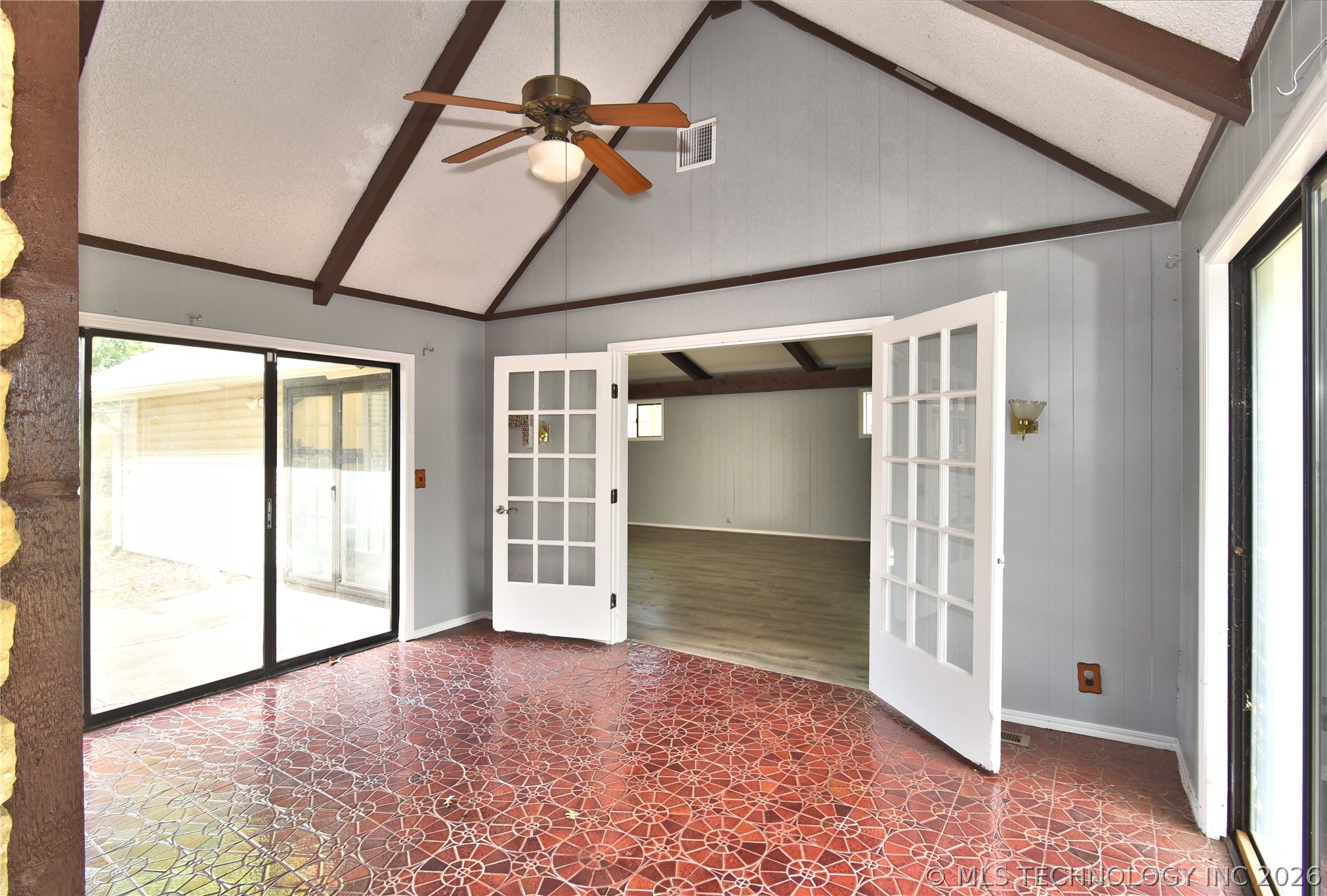 6924 S Knoxville Avenue Tulsa OK 74136