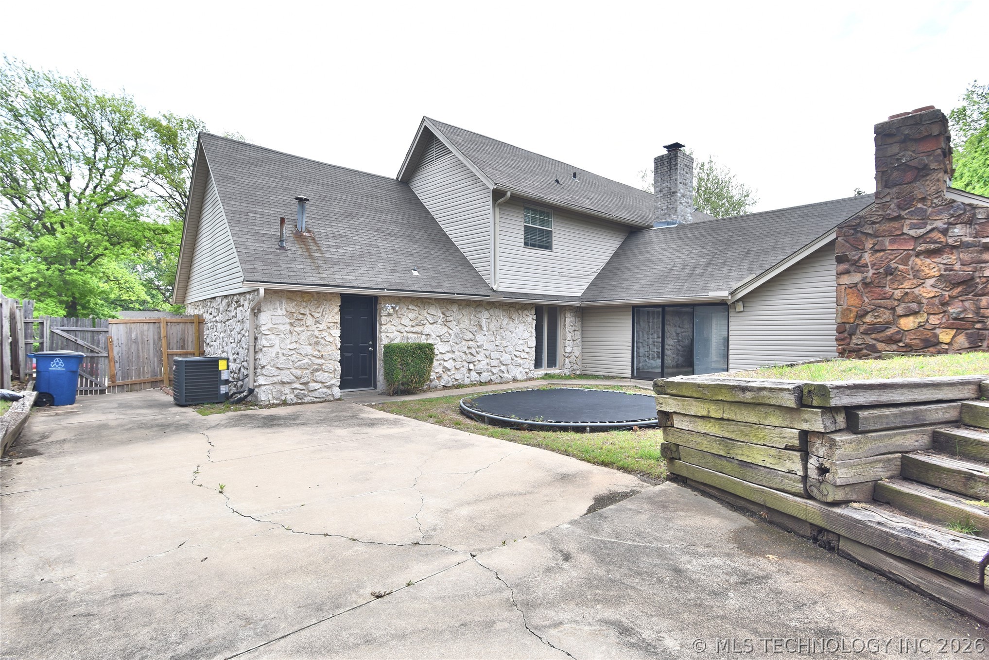 6924 S Knoxville Avenue Tulsa OK 74136
