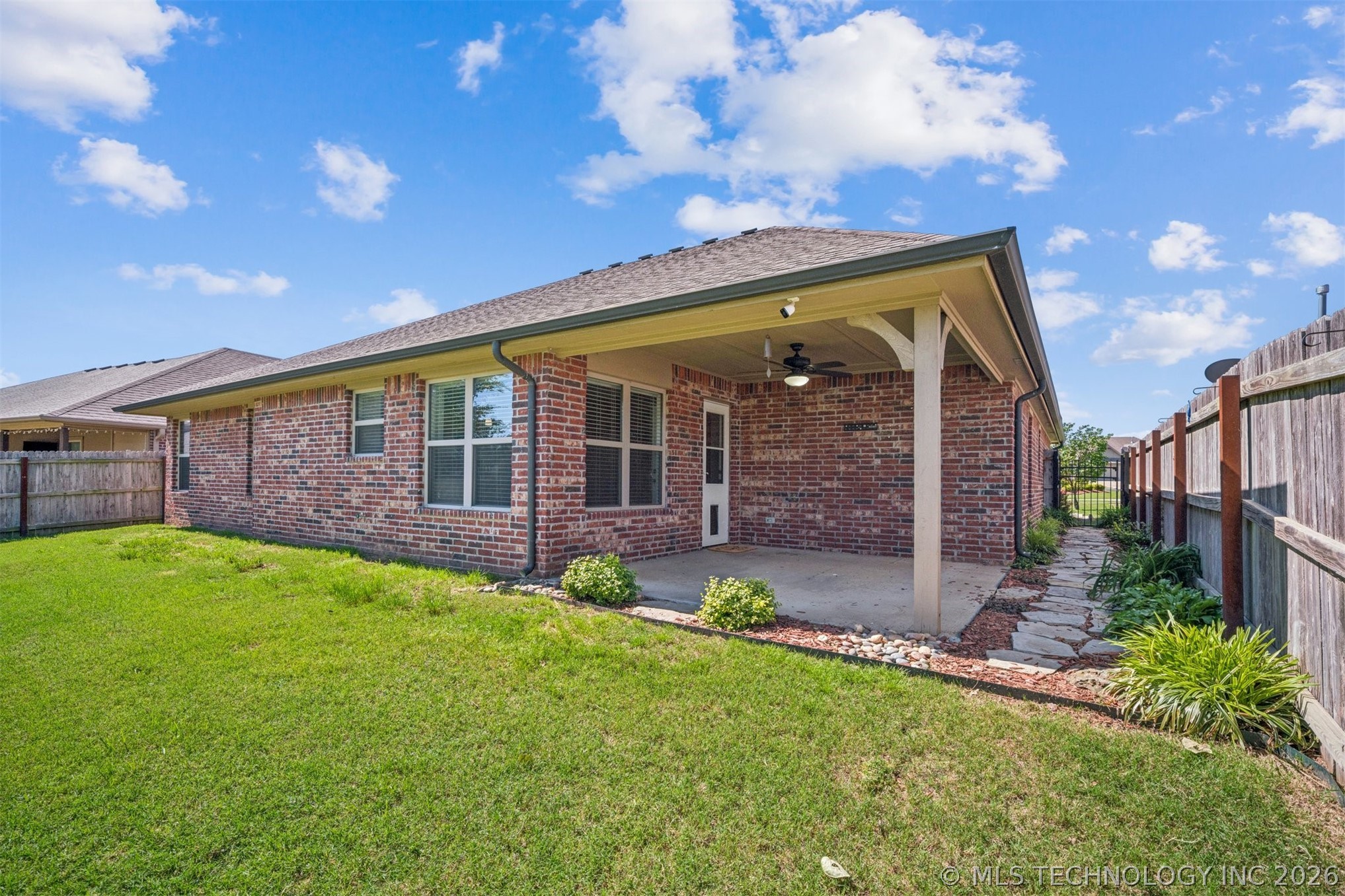 1006 W Missouri Avenue Claremore OK 74019