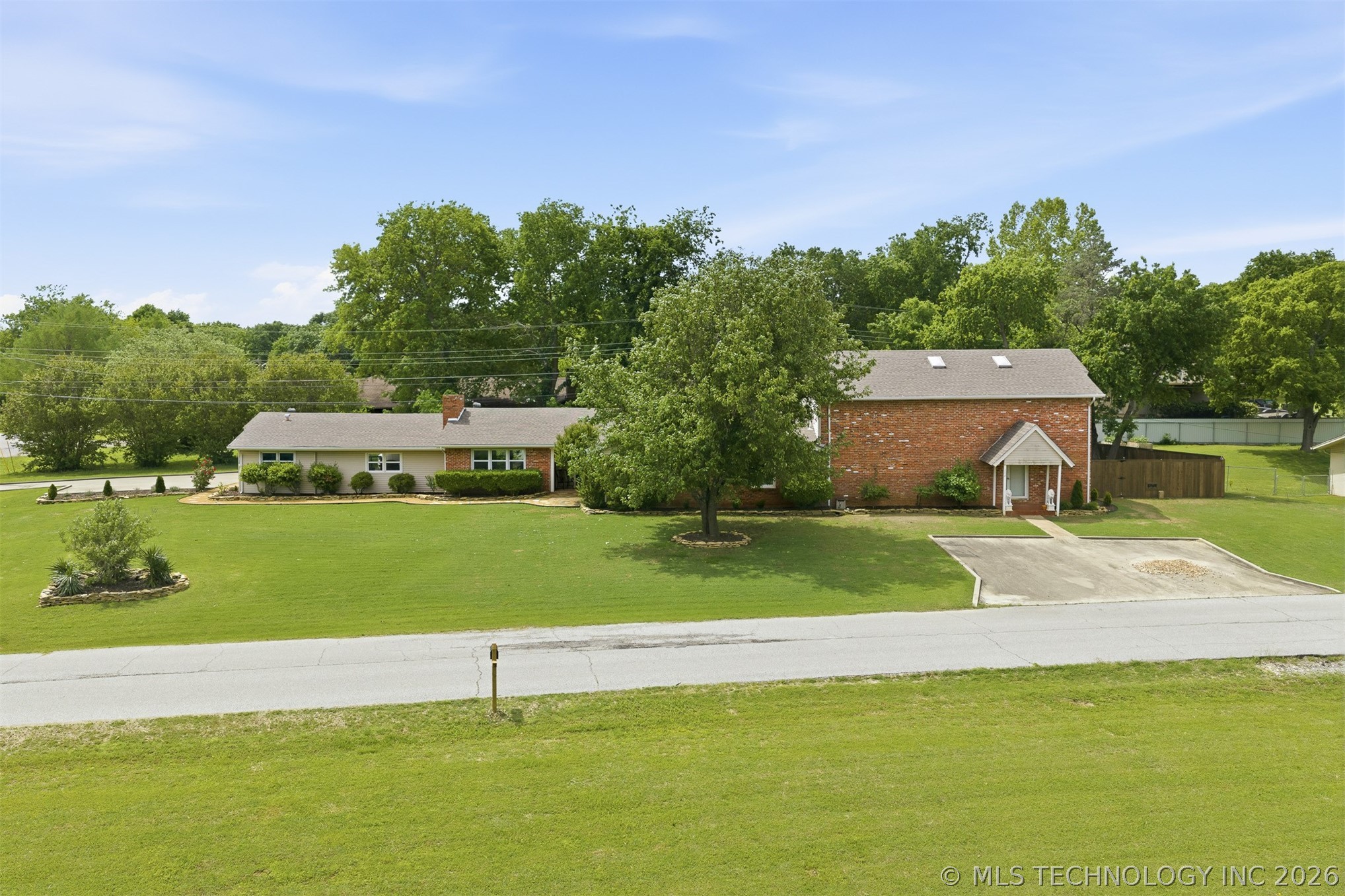 202 Meadow Ardmore OK 73401