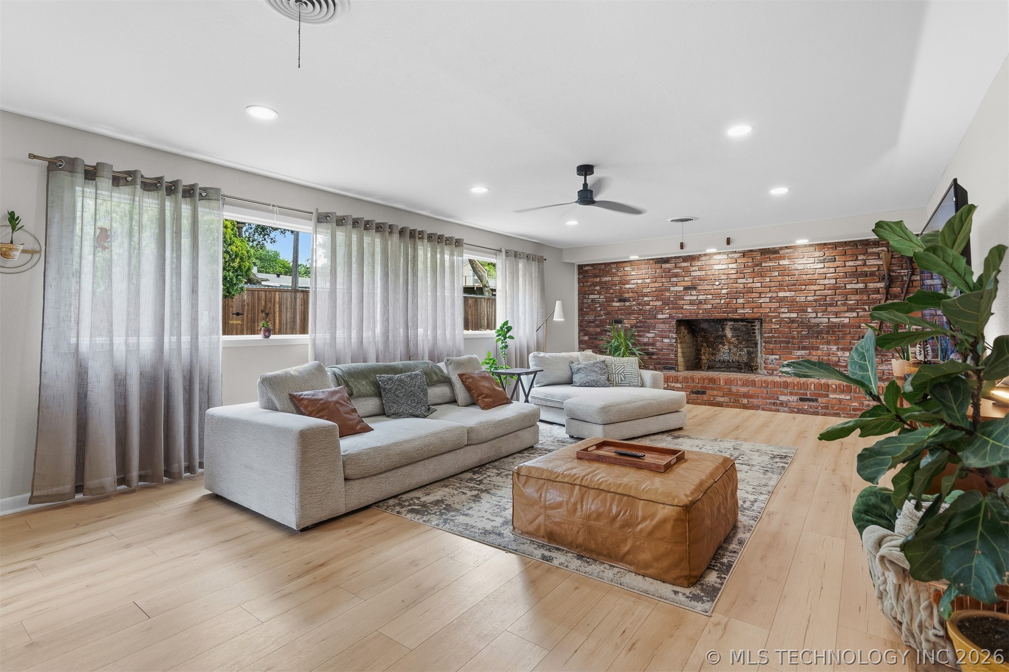 202 Meadow Ardmore OK 73401