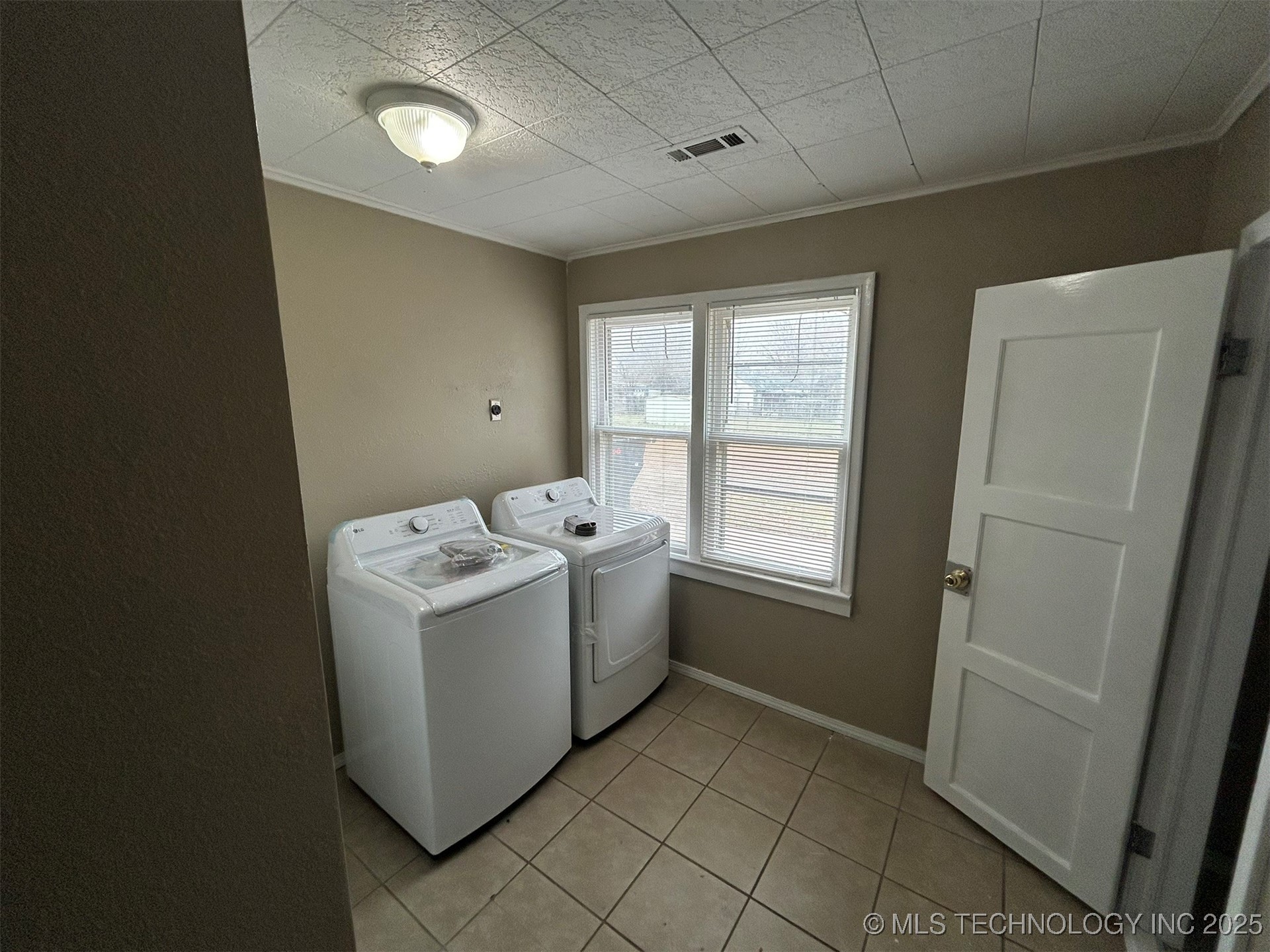 3027 W Cameron Street Tulsa OK 74127