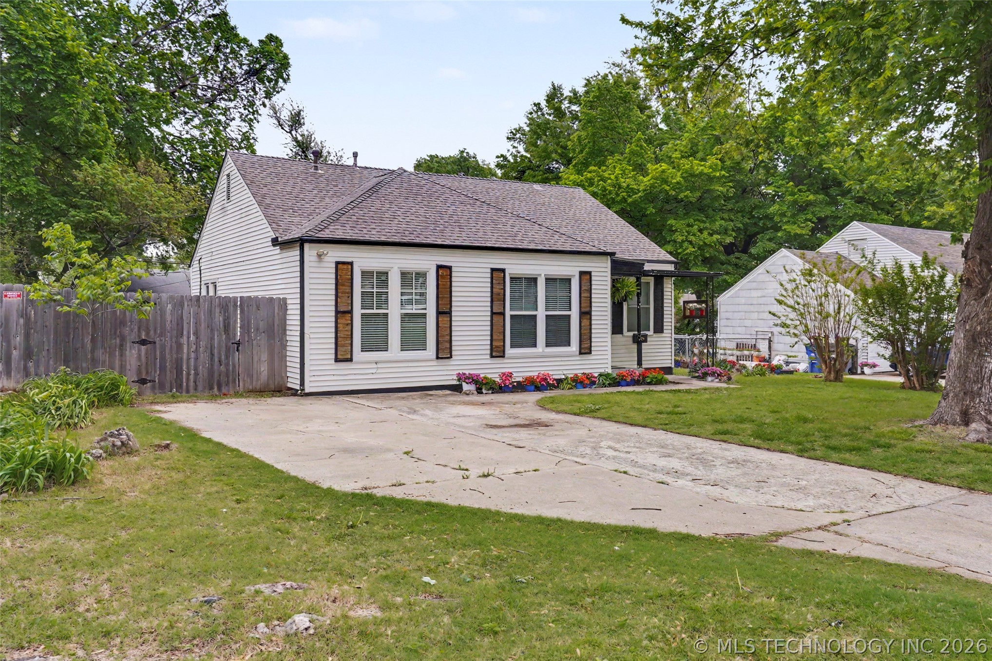 1417 S Canton Avenue Tulsa OK 74112