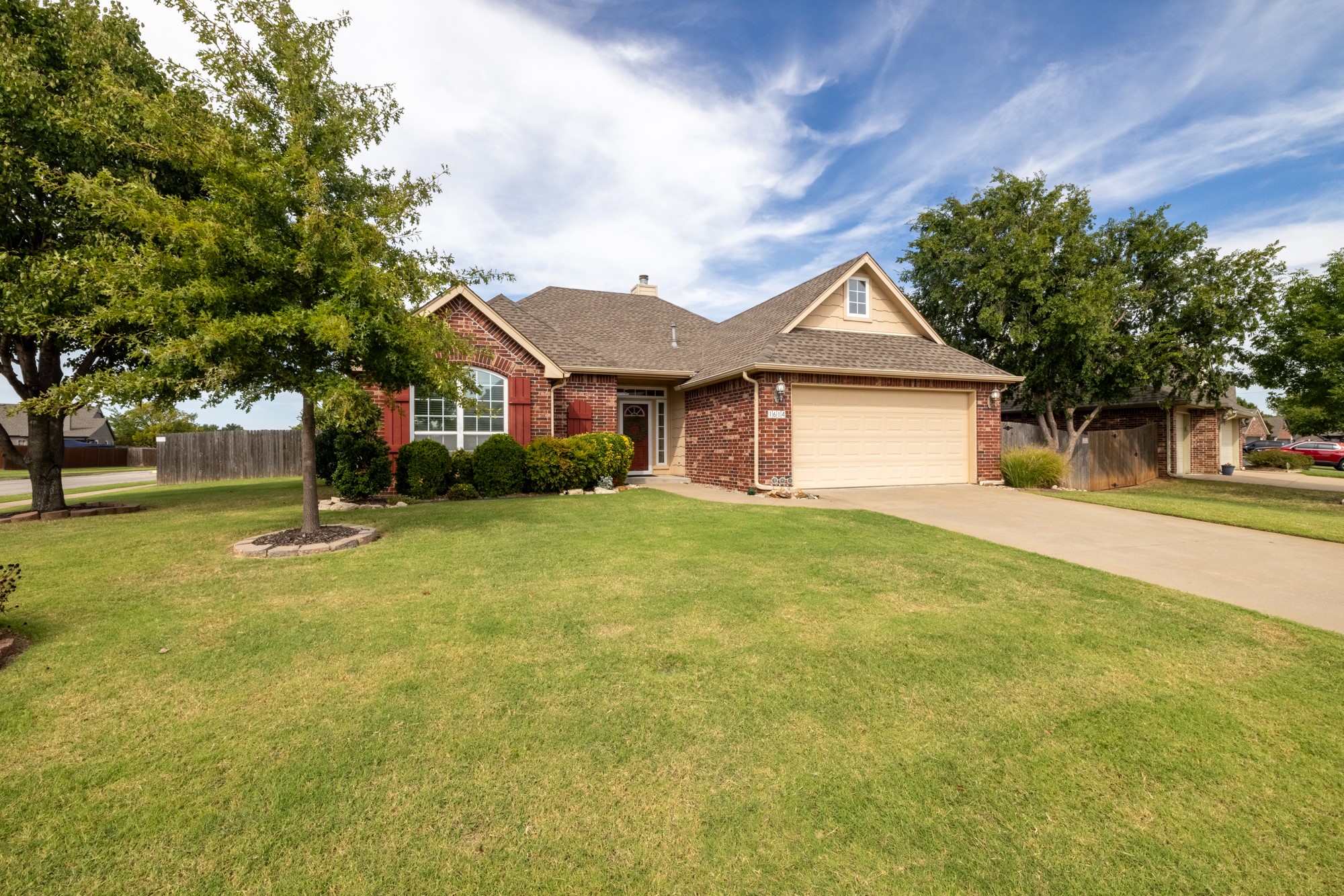 1614 W Austin Place Broken Arrow OK 74011